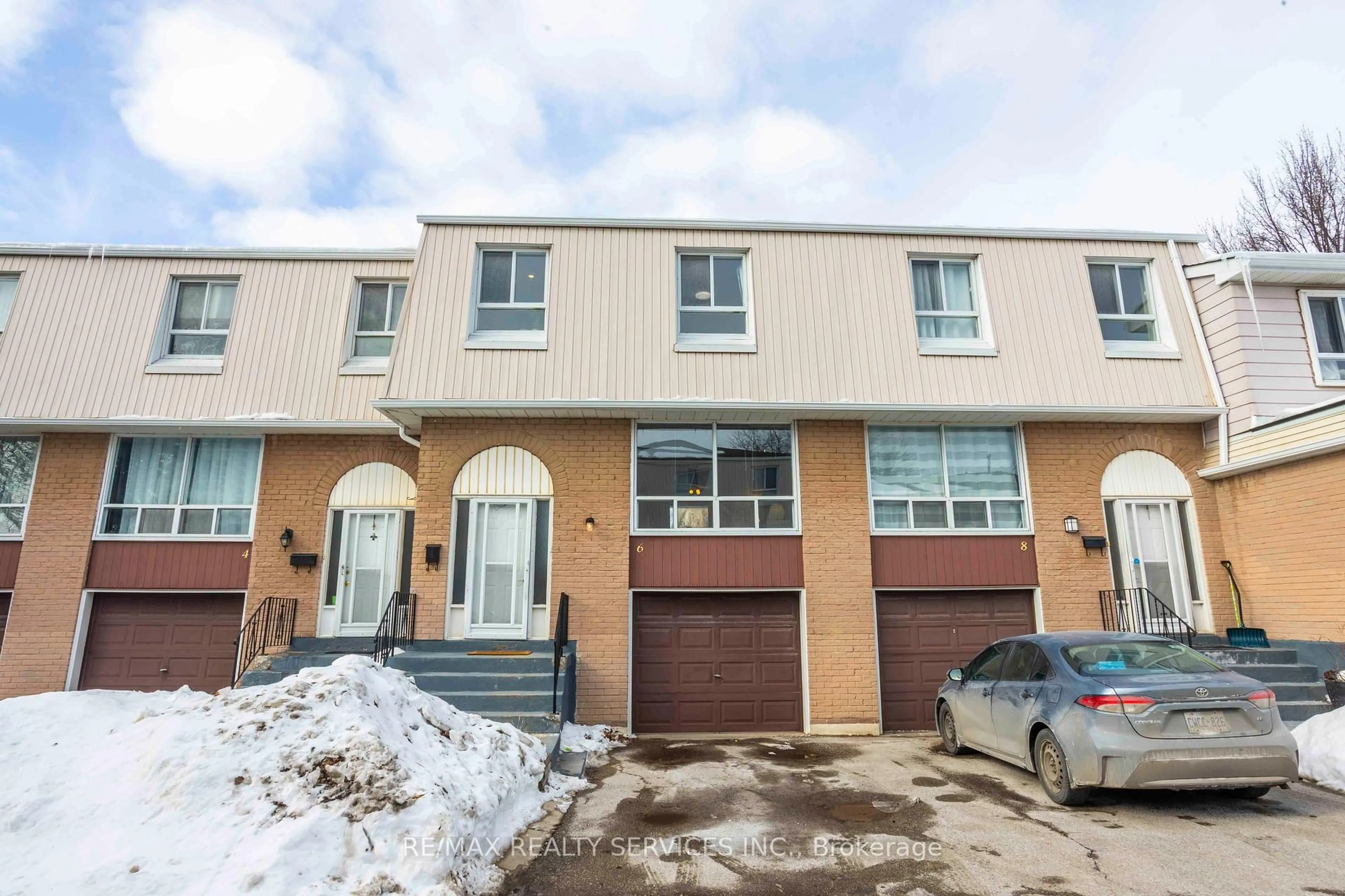 Unknown for 806 Stainton Dr #6H, Mississauga Ontario L5C 2T2
