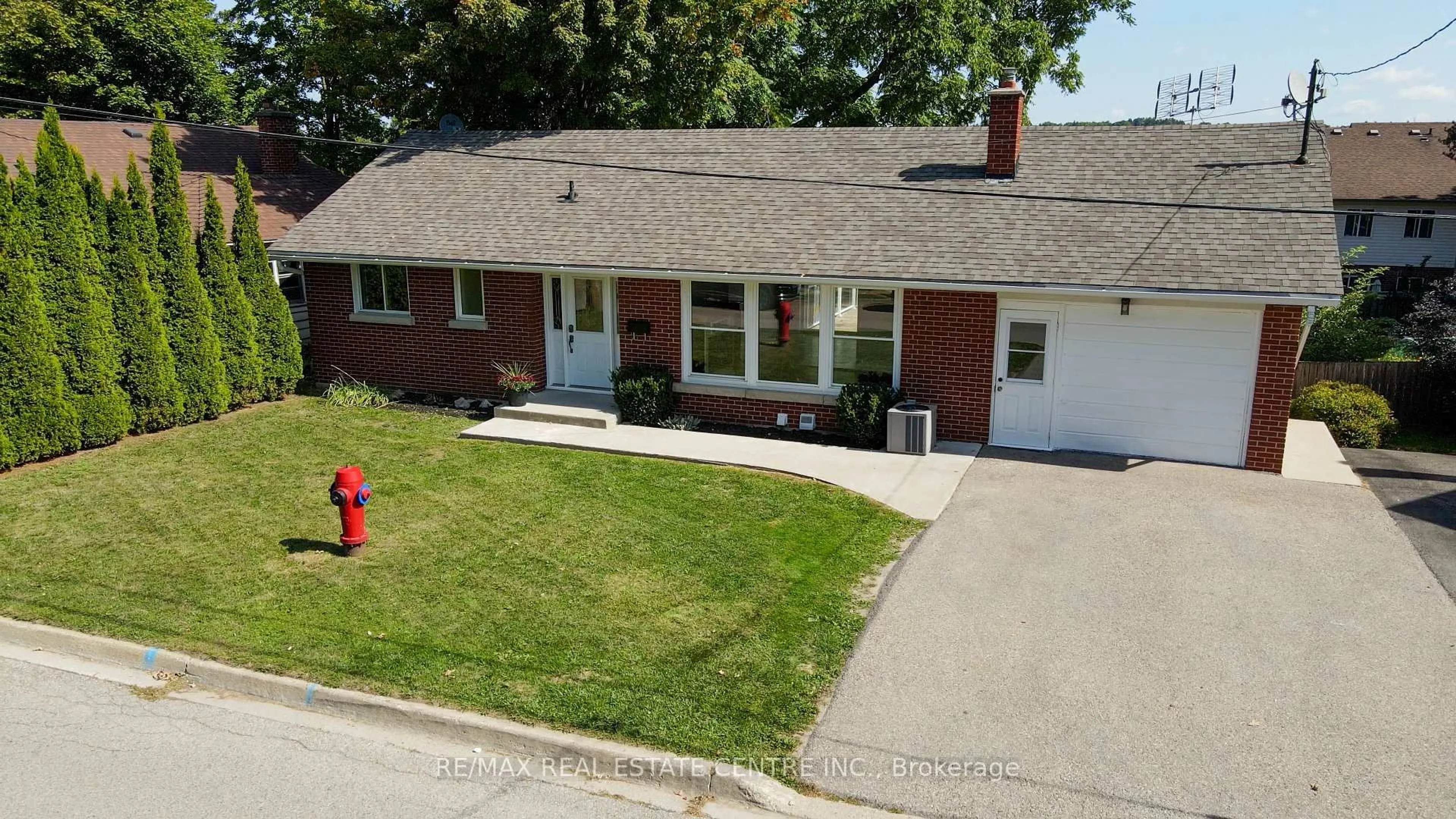 Unknown for 17B Amanda St, Orangeville Ontario L9W 2J9