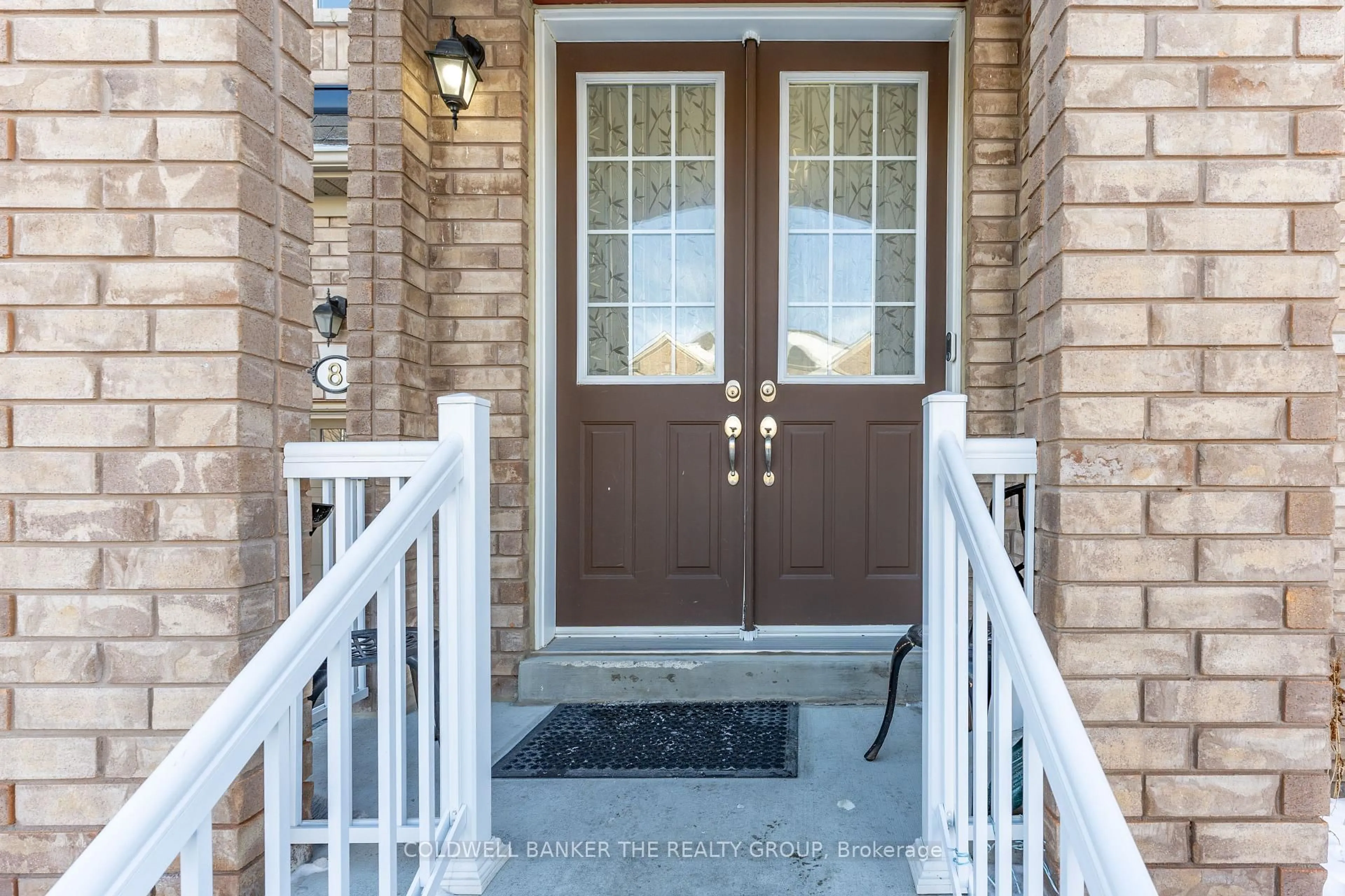 Indoor entryway for 8 Vezna Cres, Brampton Ontario L6X 5K5
