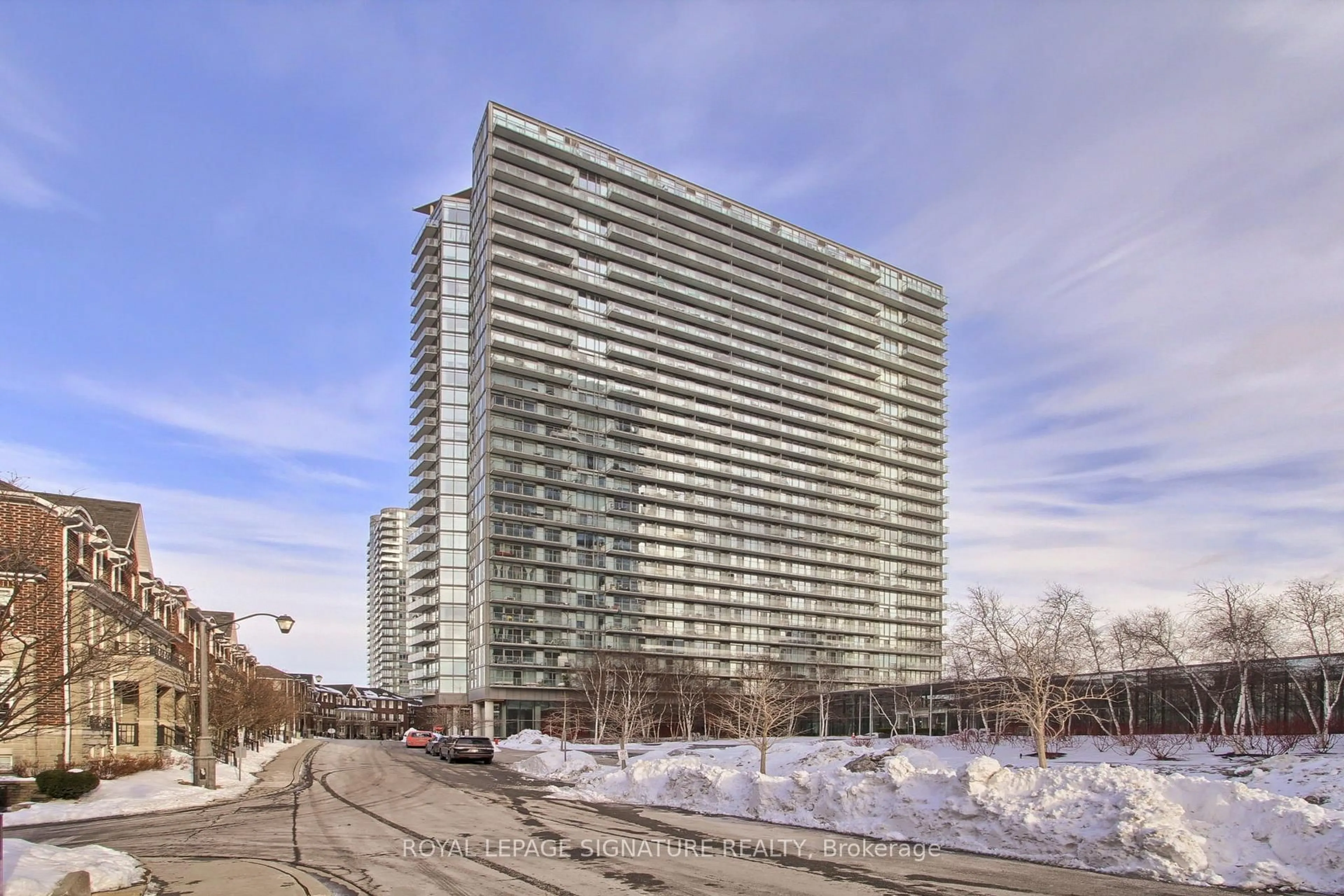 Unknown for 103 The Queensway #1511, Toronto Ontario M6S 5B4
