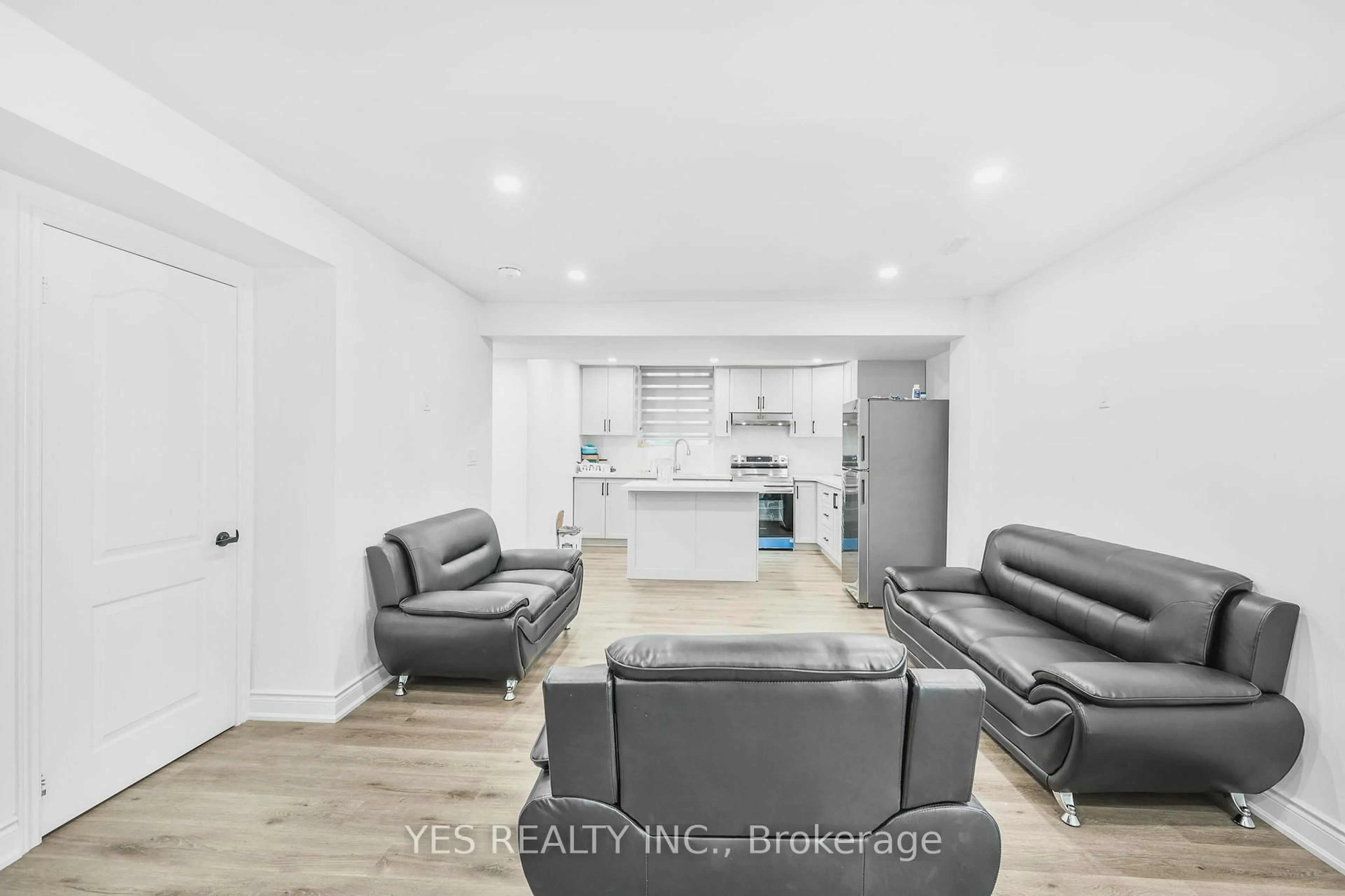 Living room with furniture, unknown for 49 Sleightholme Cres, Brampton Ontario L6P 3E8