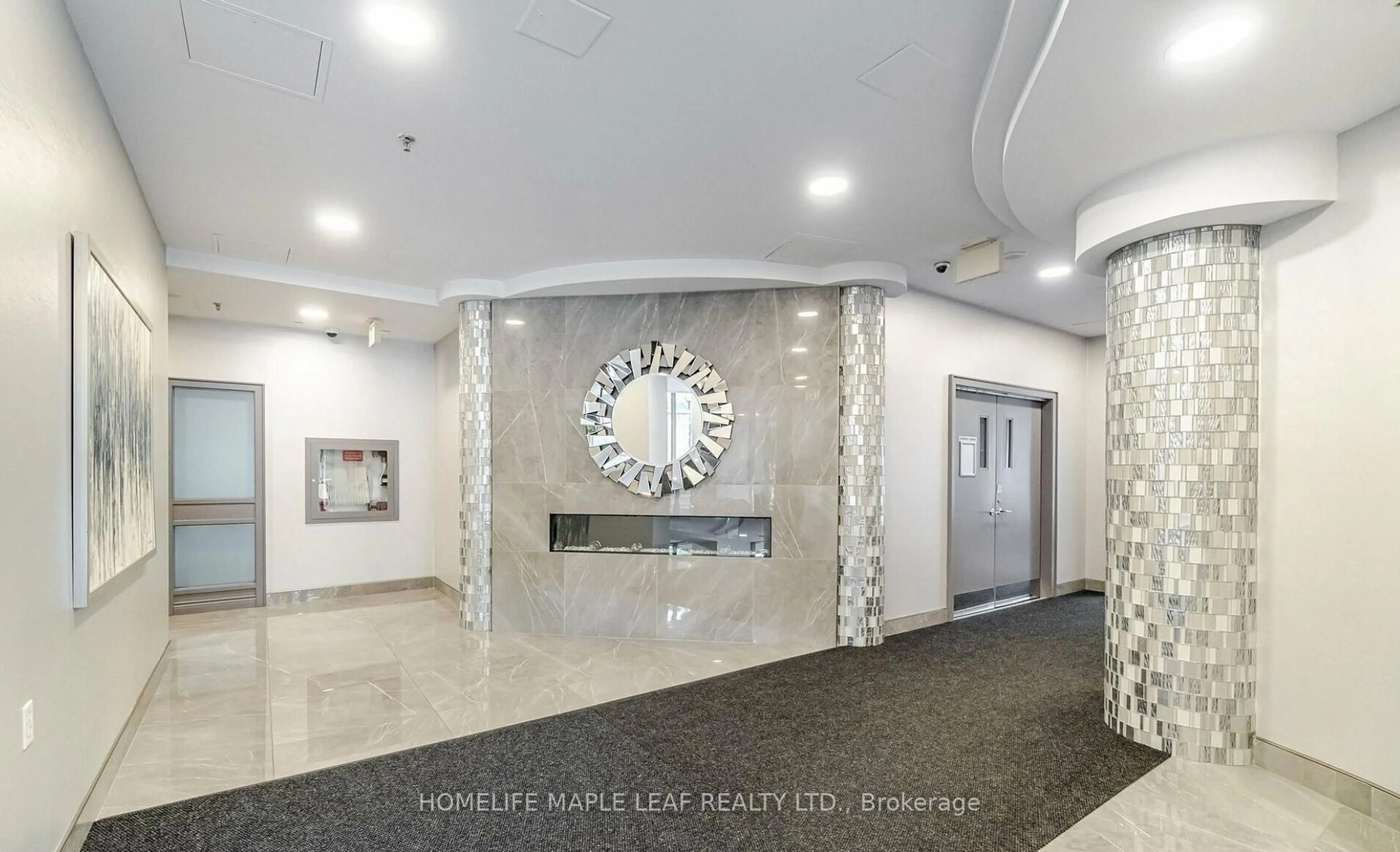 Lobby for 200 Burnhamthorpe Rd #1304, Mississauga Ontario L5A 4L4