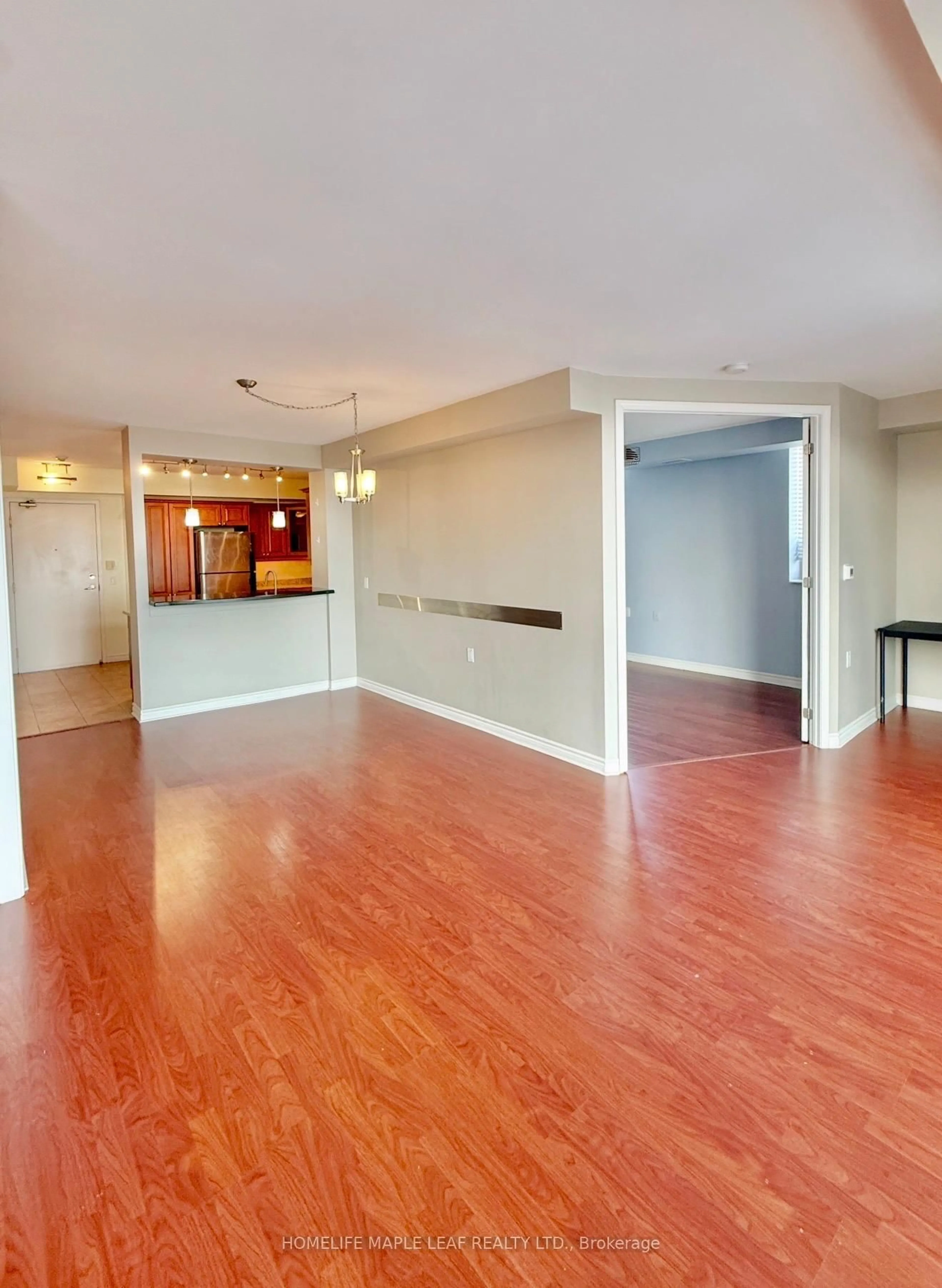 Unknown for 200 Burnhamthorpe Rd #1304, Mississauga Ontario L5A 4L4