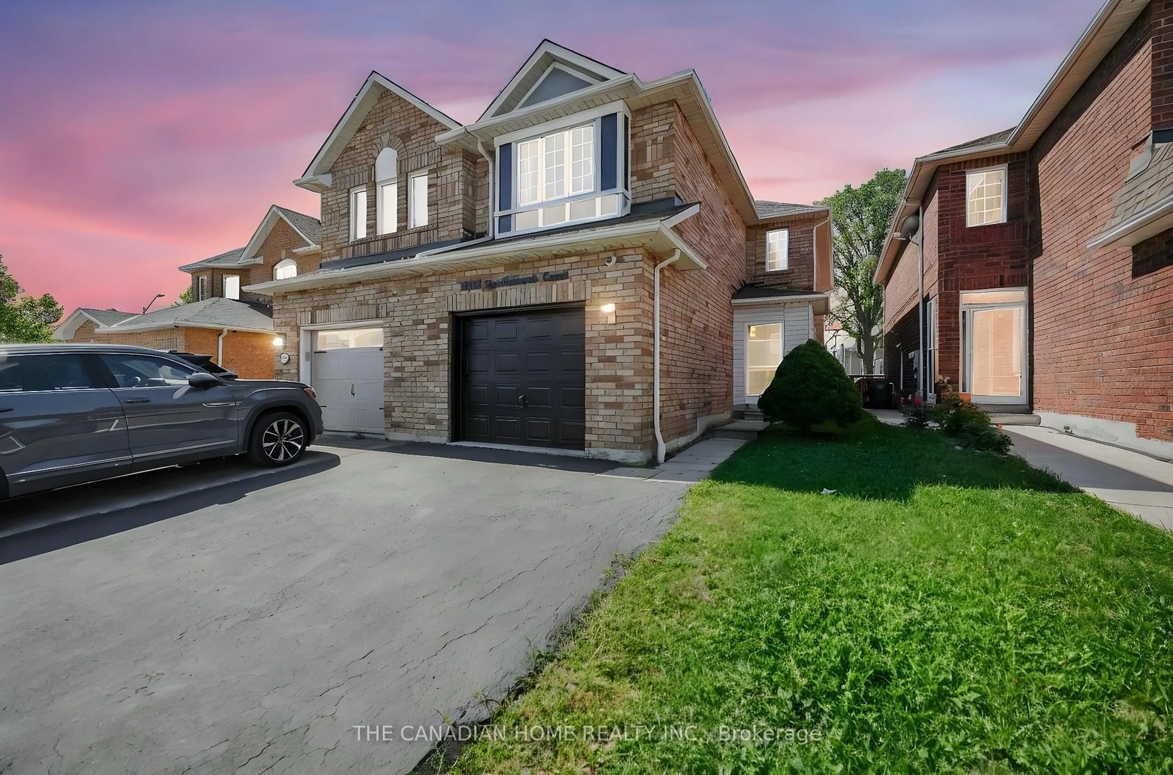 Home with brick exterior material, street for 5938 Candlebrook Crt, Mississauga Ontario L5V 2V5