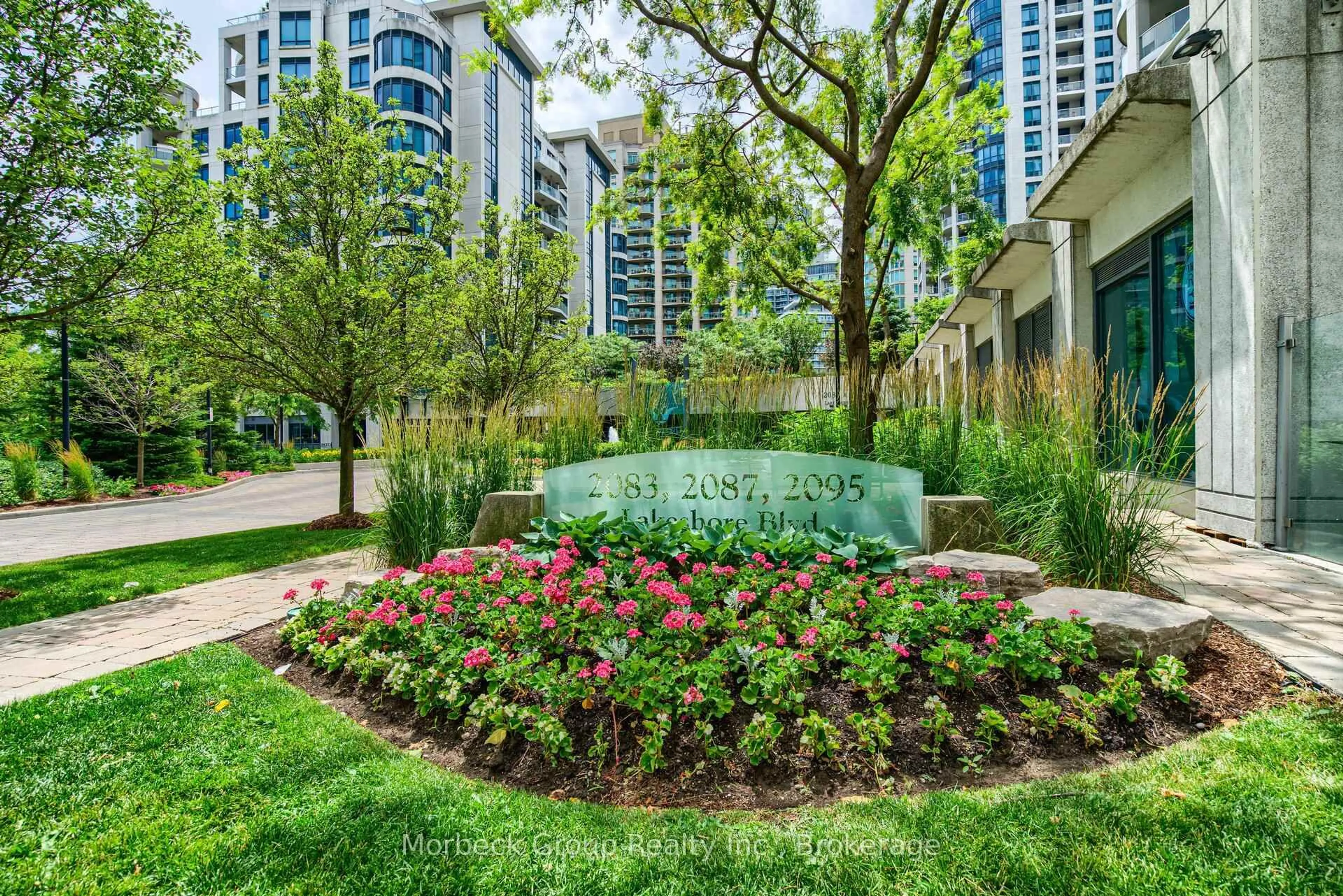 Patio, street for 2083 Lake Shore Blvd #1413, Toronto Ontario M8V 4G2