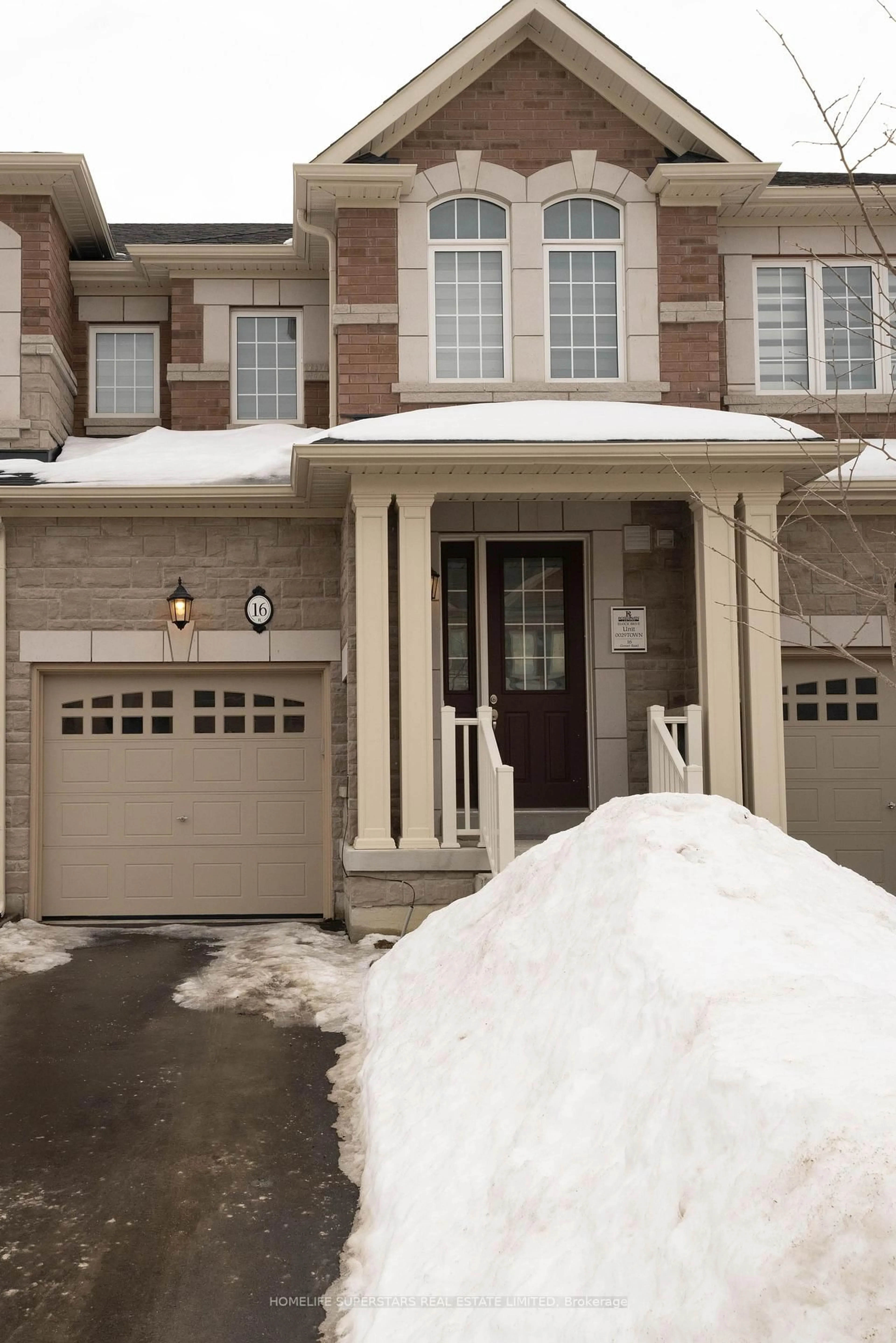 Home with brick exterior material, street for 16 Gosset Rd, Brampton Ontario L7A 0C3