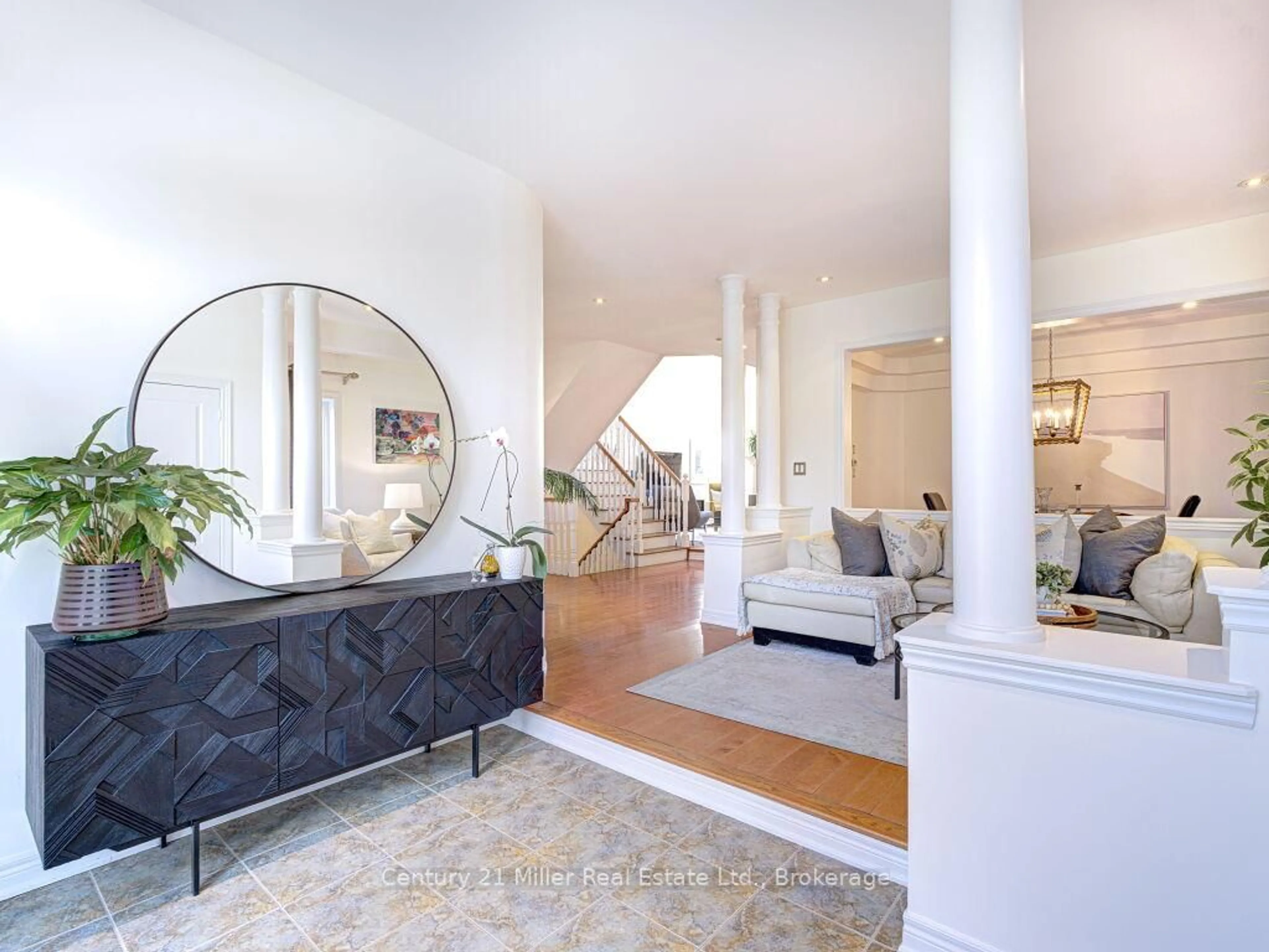 Unknown for 2301 Hertfordshire Way, Oakville Ontario L6H 7M5