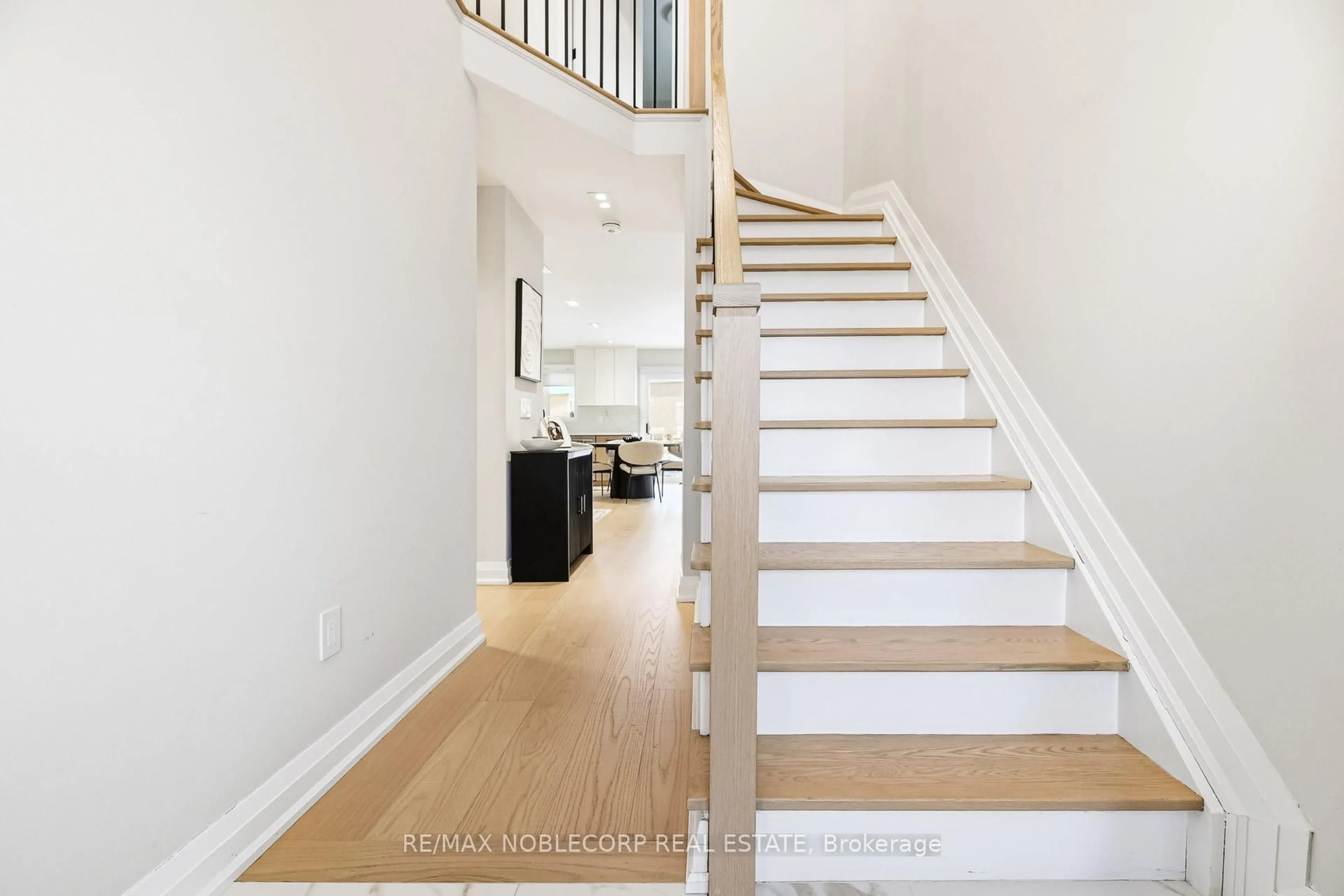 Stairs for 17 Senator Way, Caledon Ontario L7E 2R9