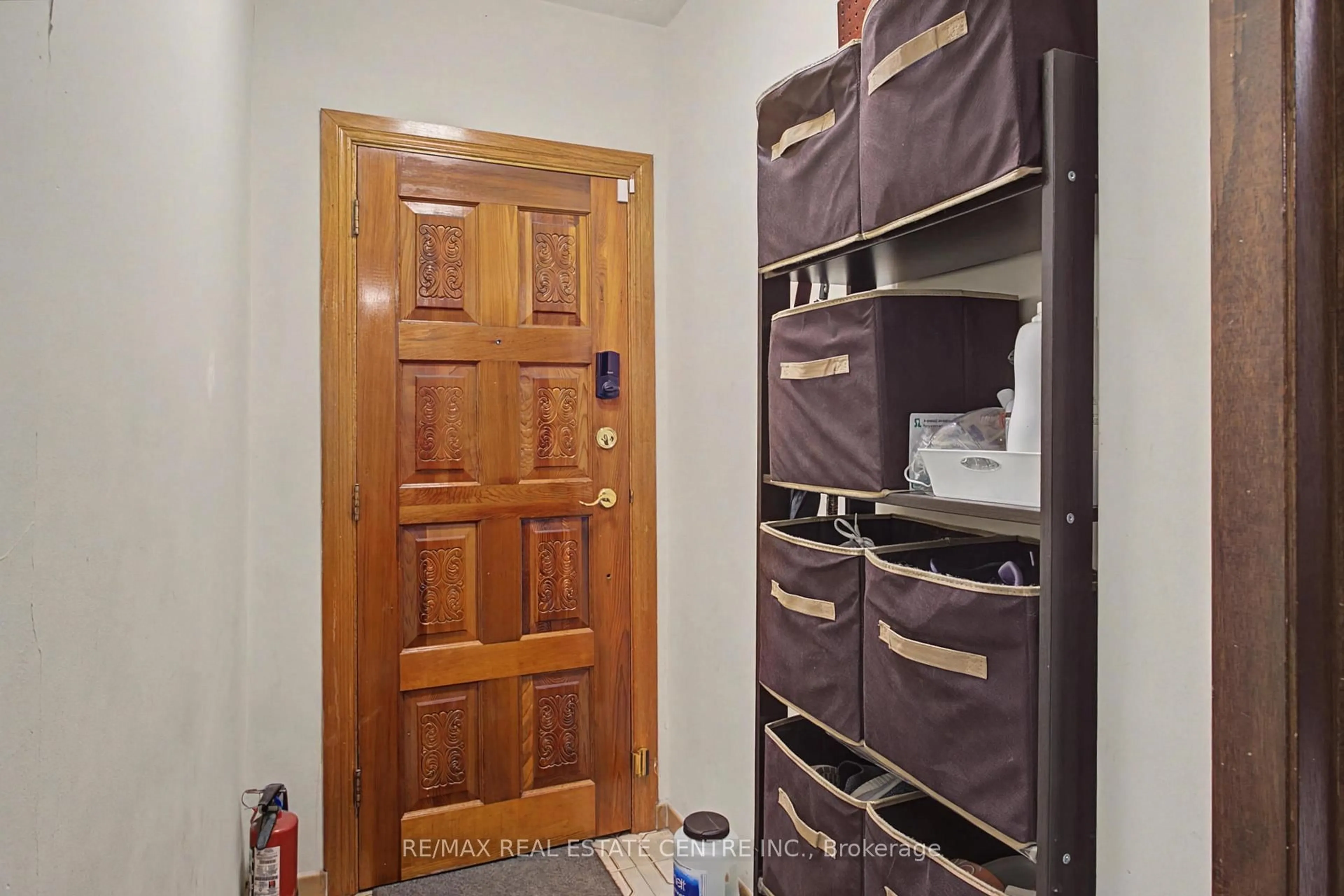 Unknown for 224 Livingstone Ave, Toronto Ontario M6E 2M2