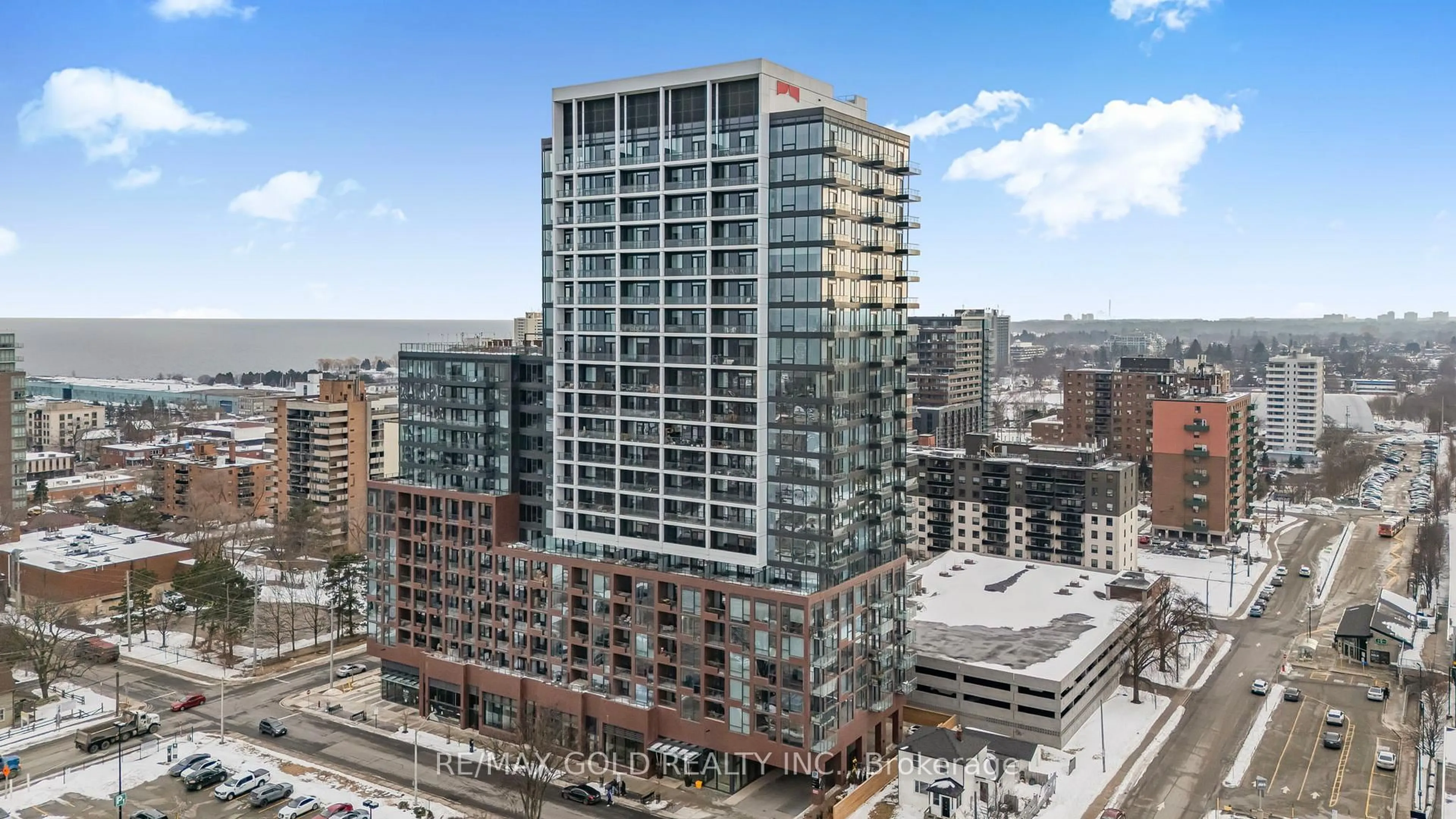 Unknown for 28 Ann St #216, Mississauga Ontario L5G 0E1