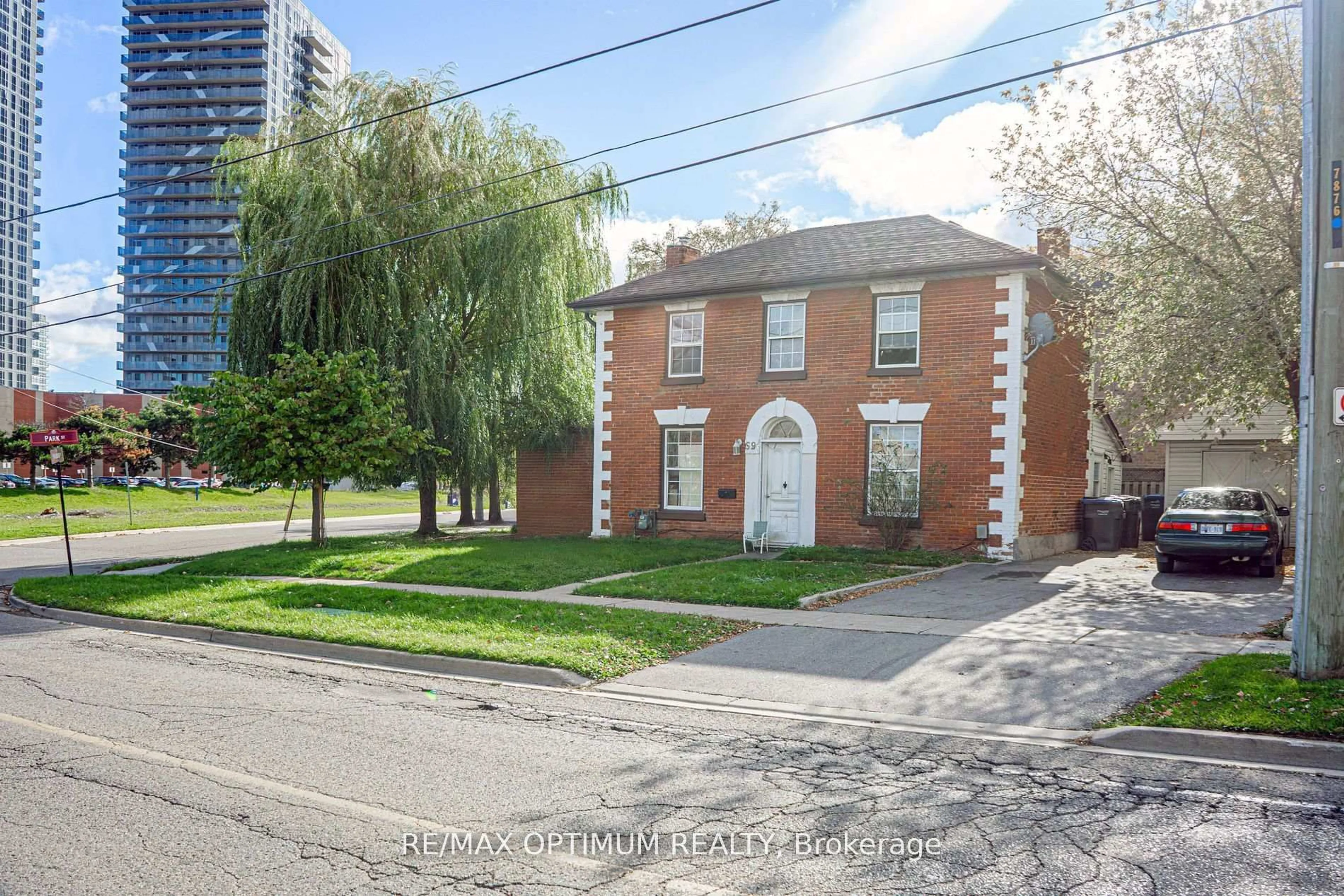 Home with brick exterior material, street for 59 Railroad St, Brampton Ontario L6X 1G5