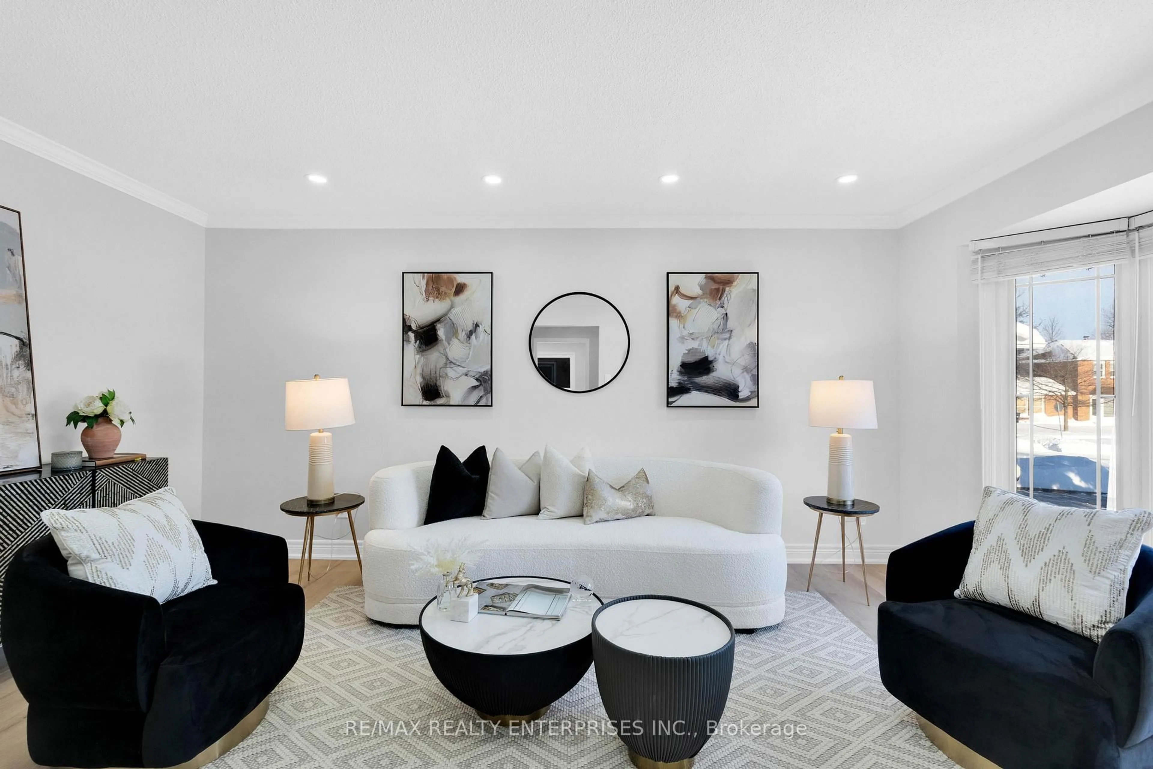 Living room with furniture, unknown for 25 Porteous Circ, Brampton Ontario L6S 5C1