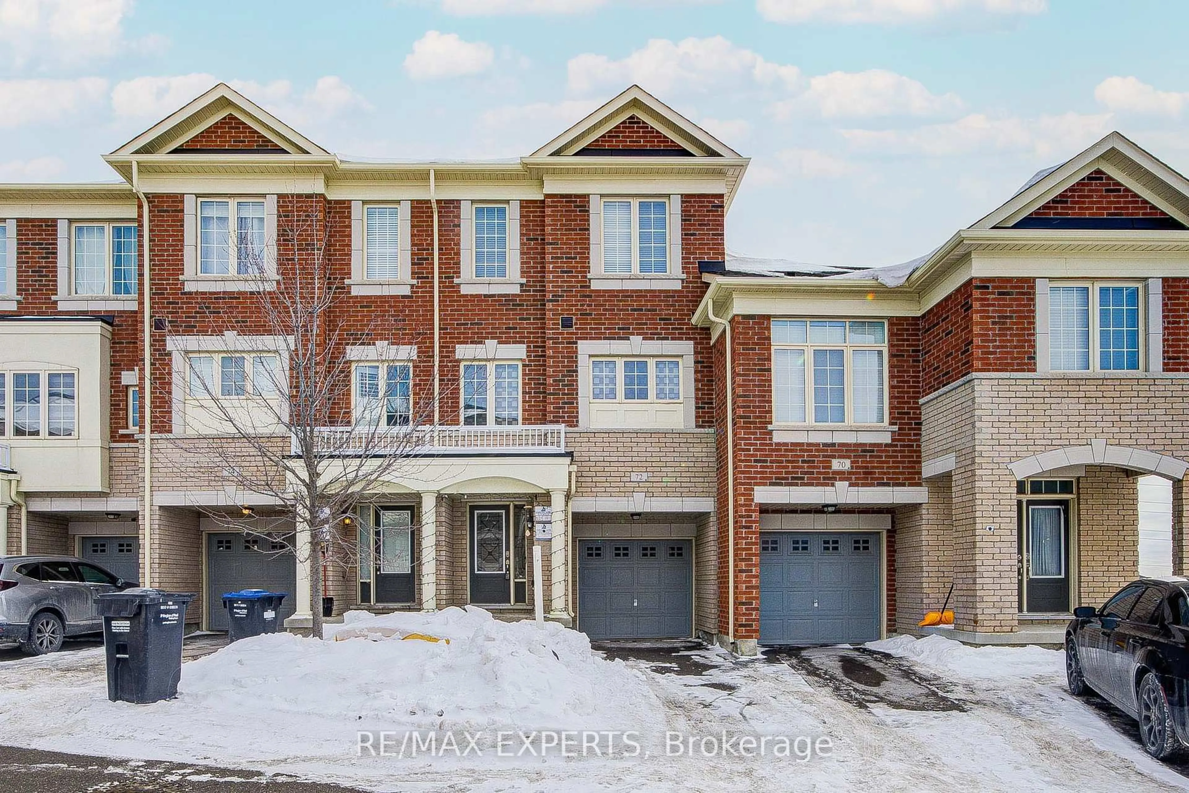 Home with brick exterior material, street for 72 Aspen Hills Rd, Brampton Ontario L6Y 0H7