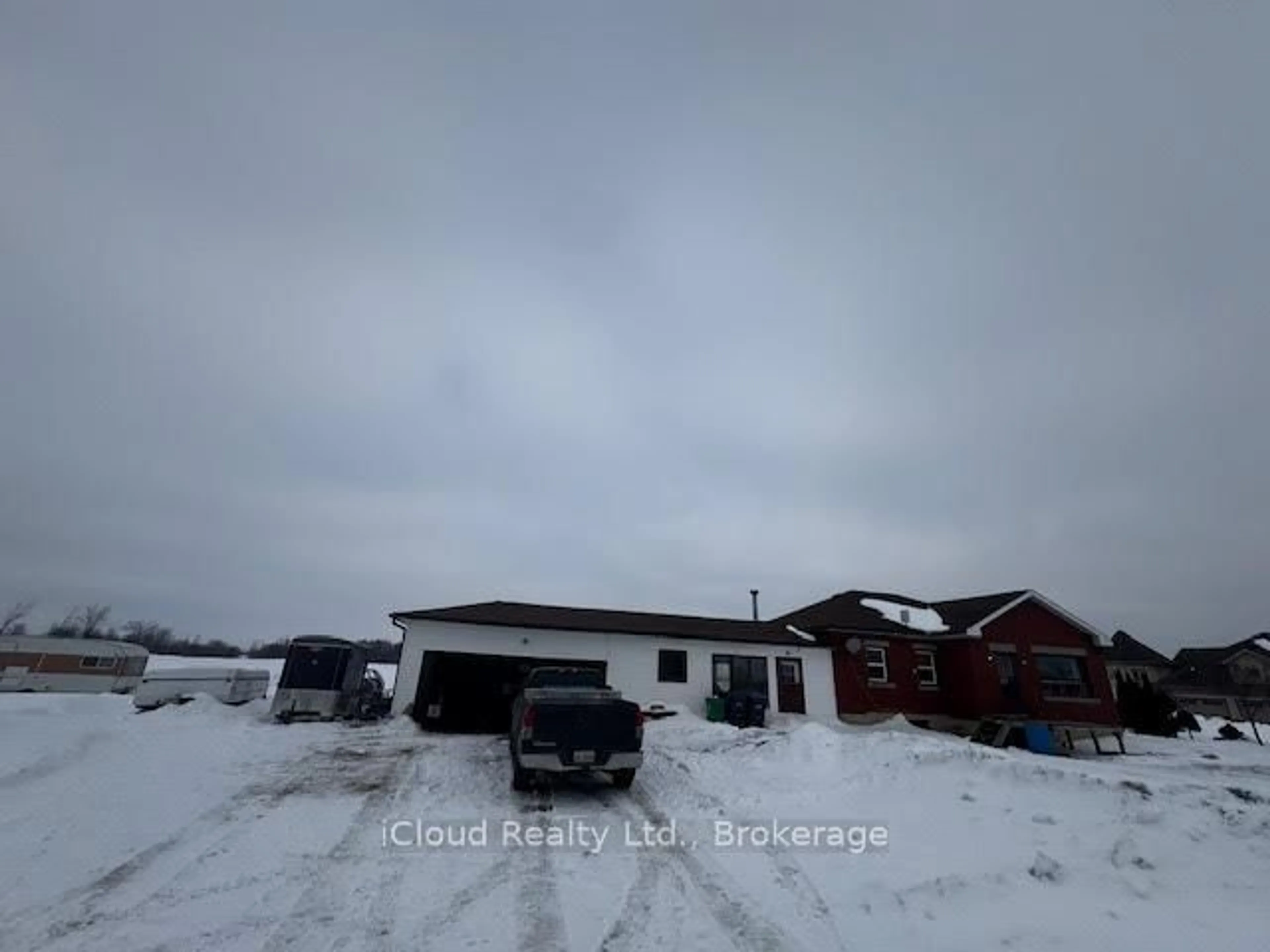 A pic from outside/outdoor area/front of a property/back of a property/a pic from drone, building for 13171 Chinguacousy Rd, Caledon Ontario L7C 3H3