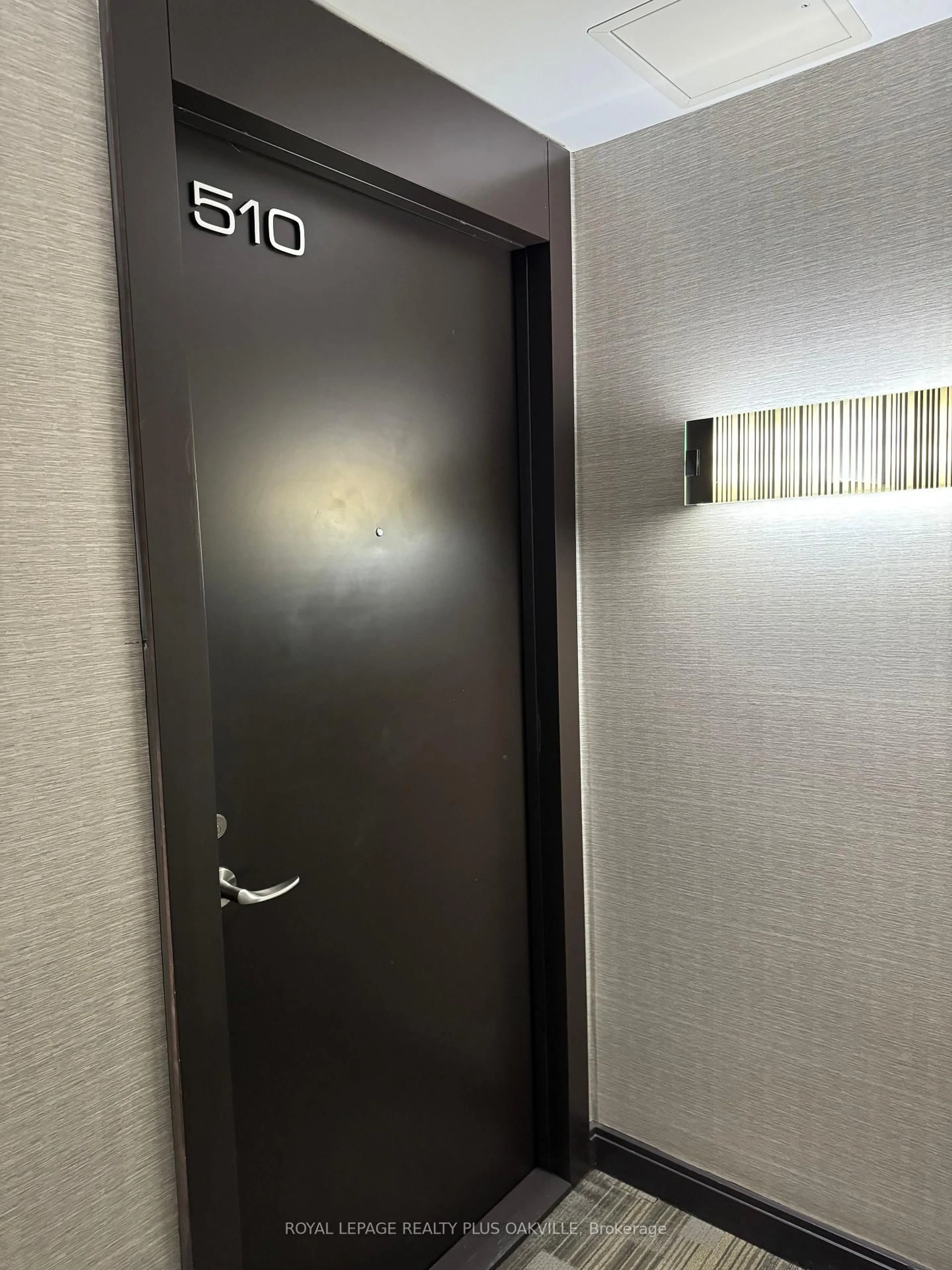 Unknown for 5 Valhalla Inn Rd #510, Toronto Ontario M9B 0B1