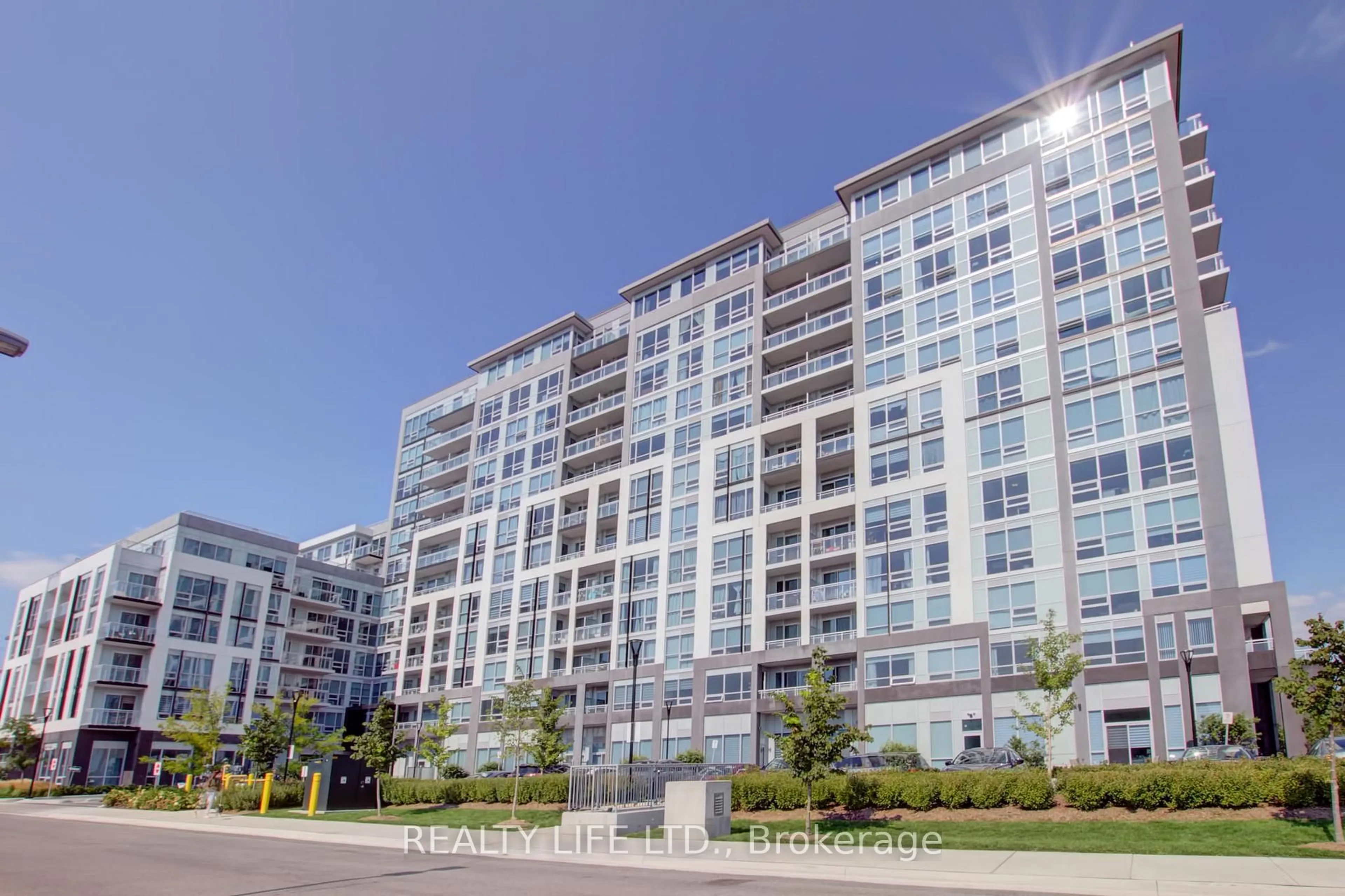 Blurry image for 1050 Main St #1014, Milton Ontario L9T 9M3