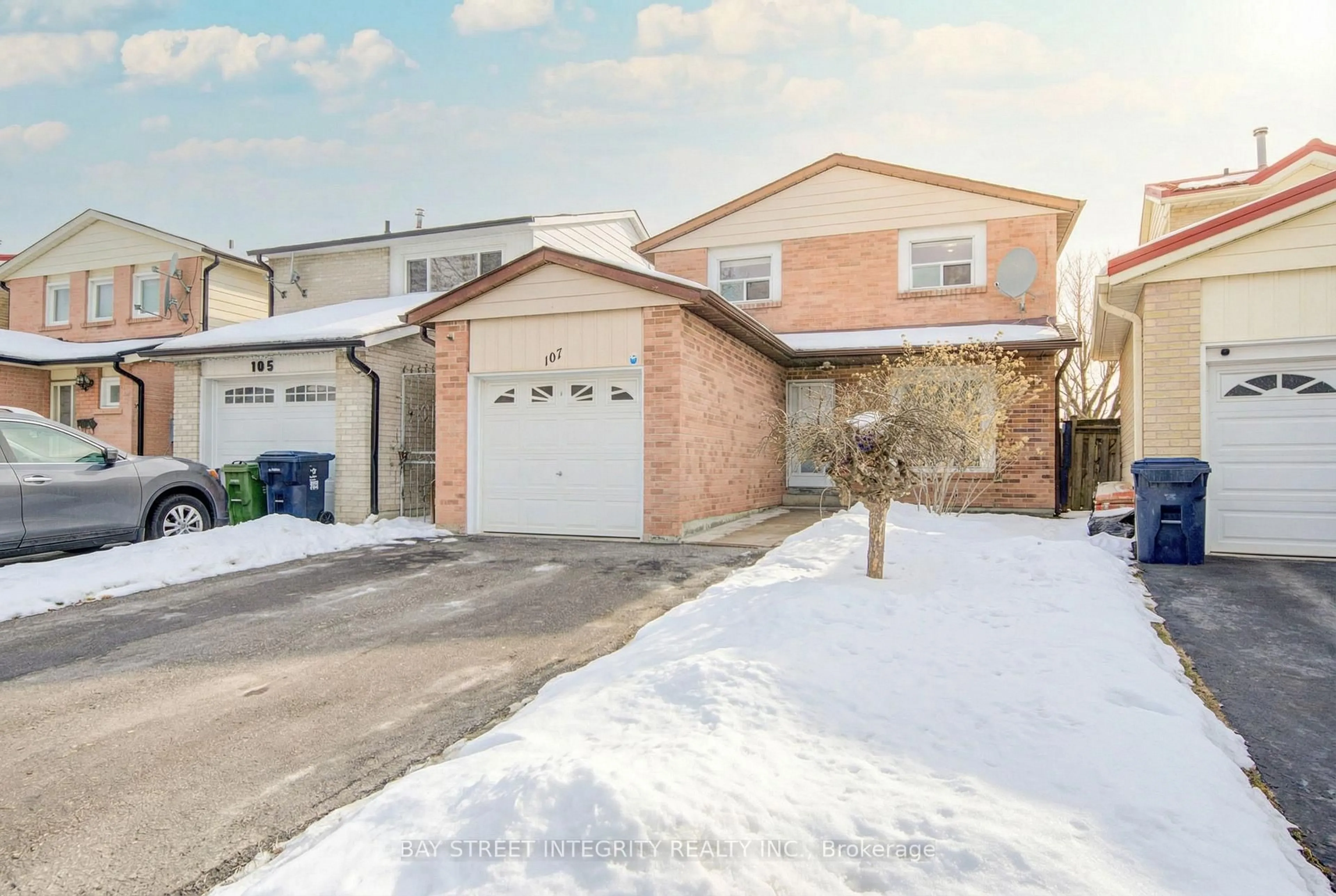 Unknown for 107 Autumn Glen Circ, Toronto Ontario M9W 6B3