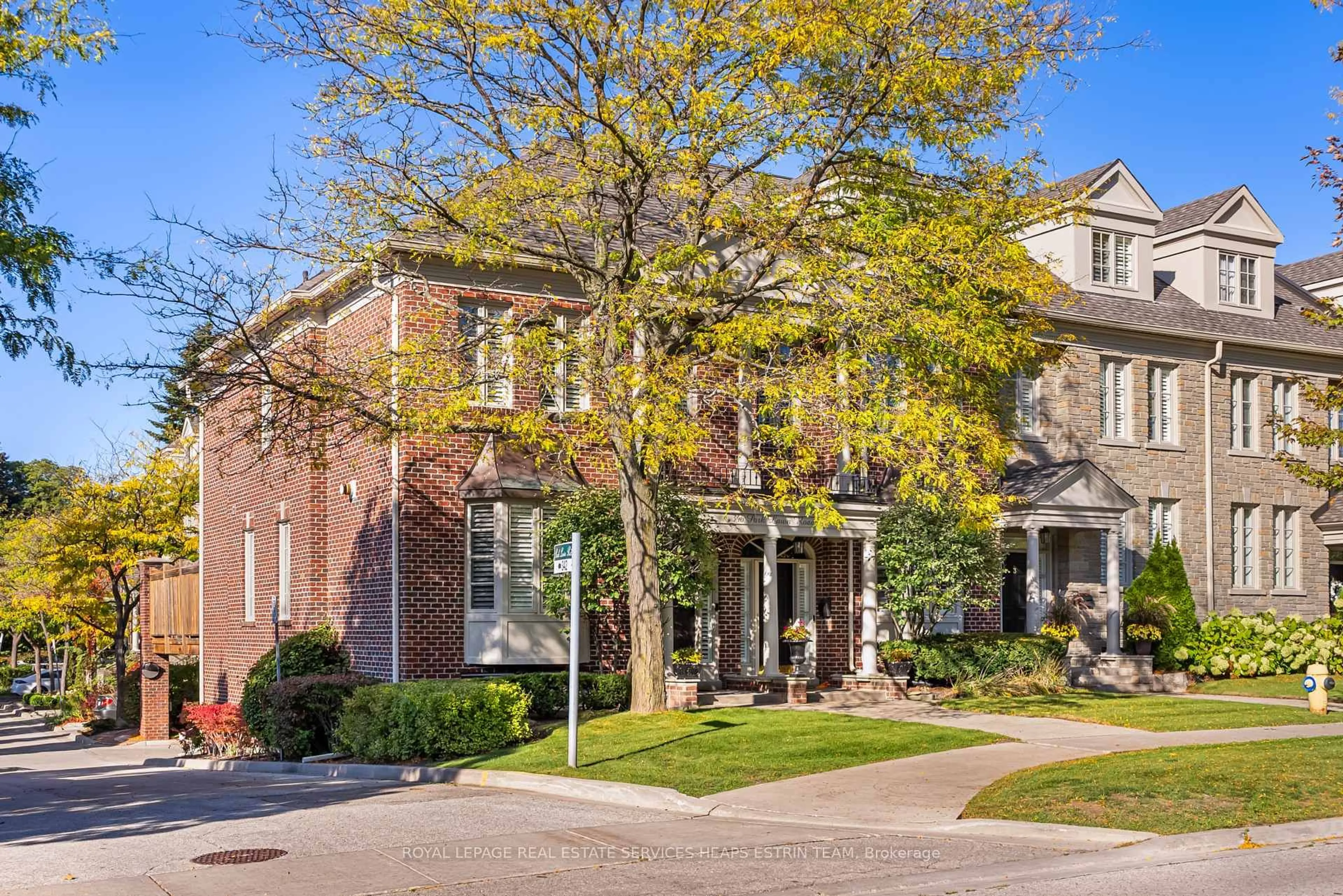 Home with brick exterior material, street for 346 Park Lawn Rd #TH 1, Toronto Ontario M8Y 3K4