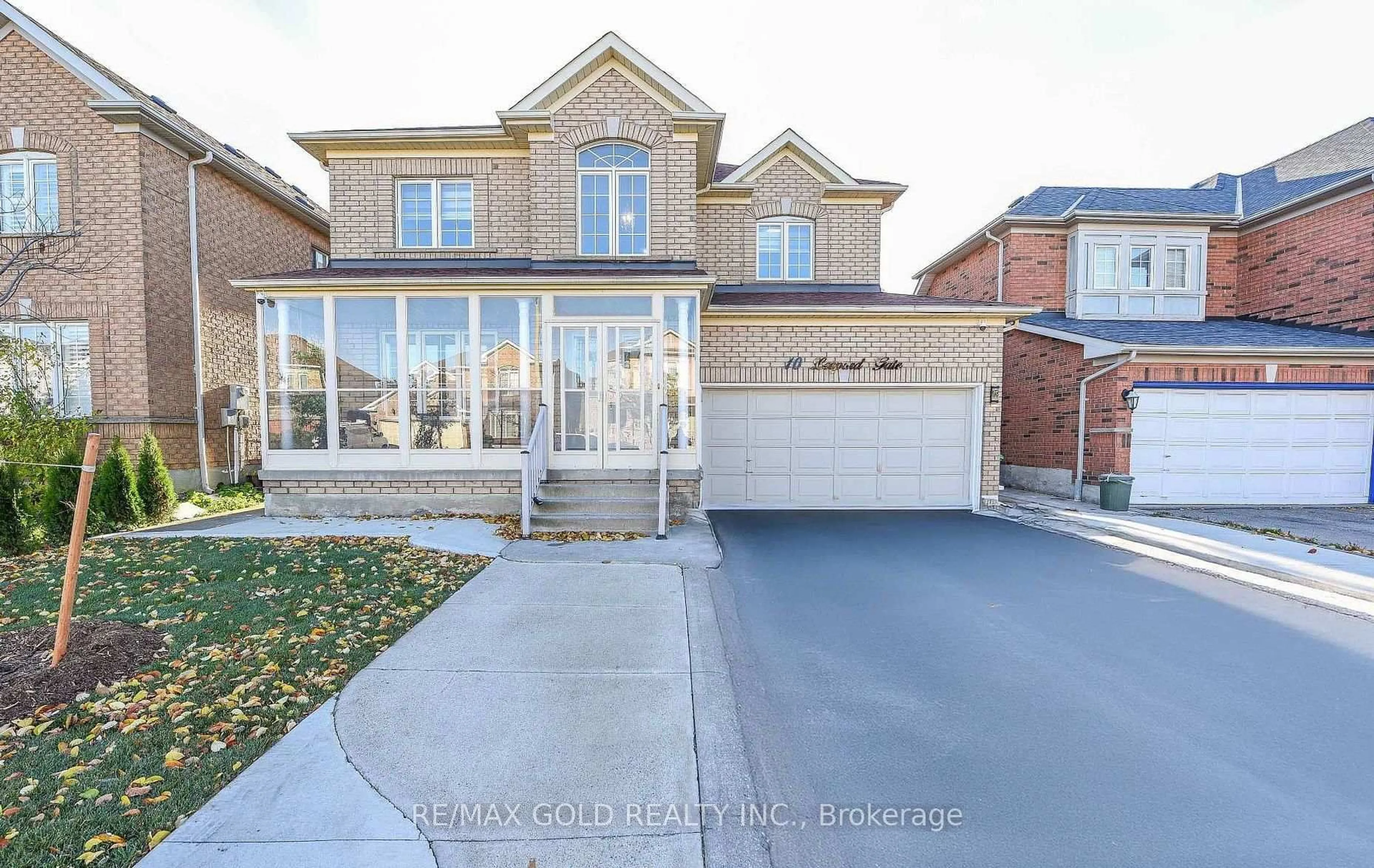 Home with brick exterior material, street for 10 Leopard Gate, Brampton Ontario L6R 2E5