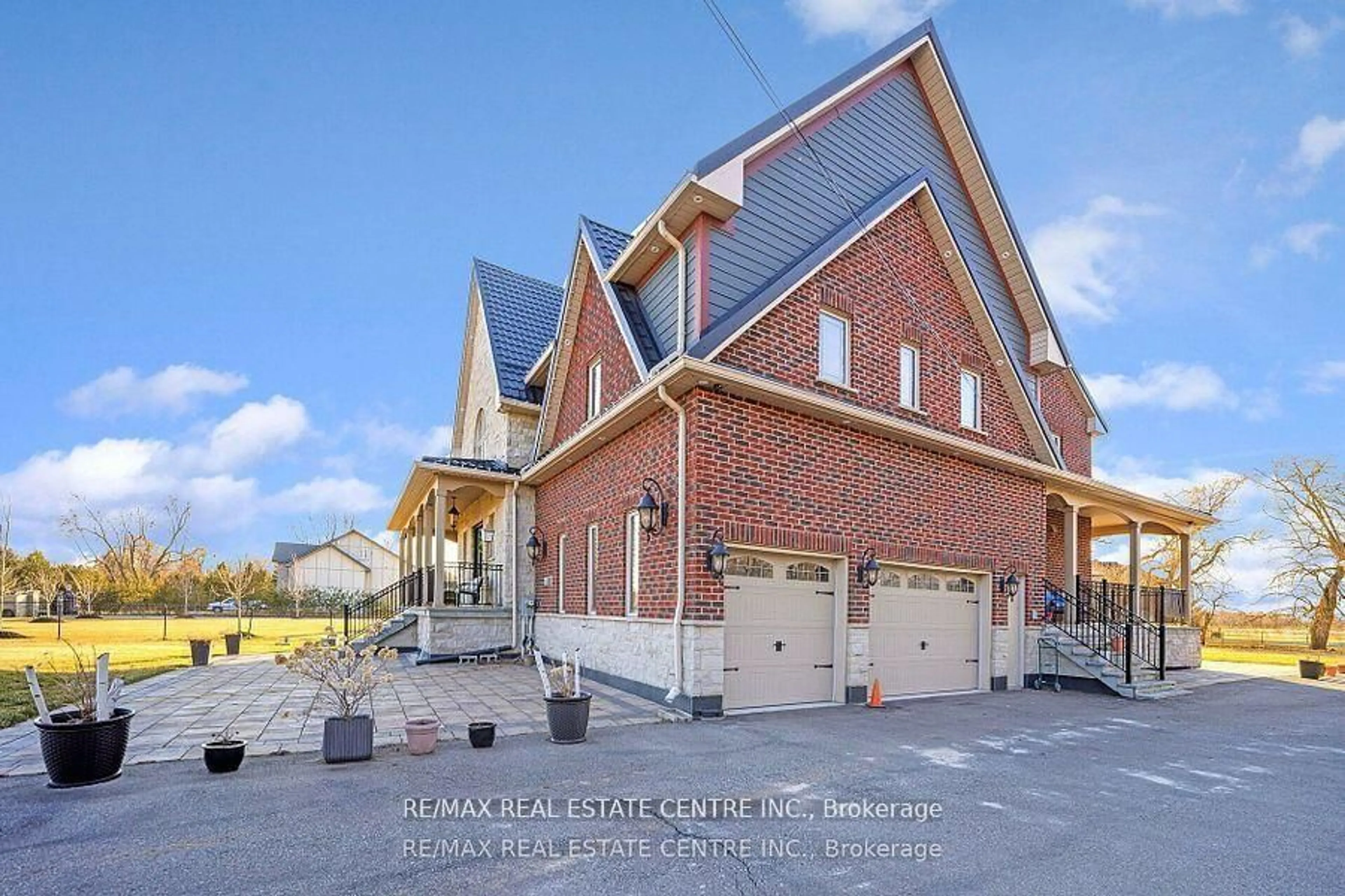Home with brick exterior material, street for 14645 5 Sdrd, Halton Hills Ontario L4G 4S5