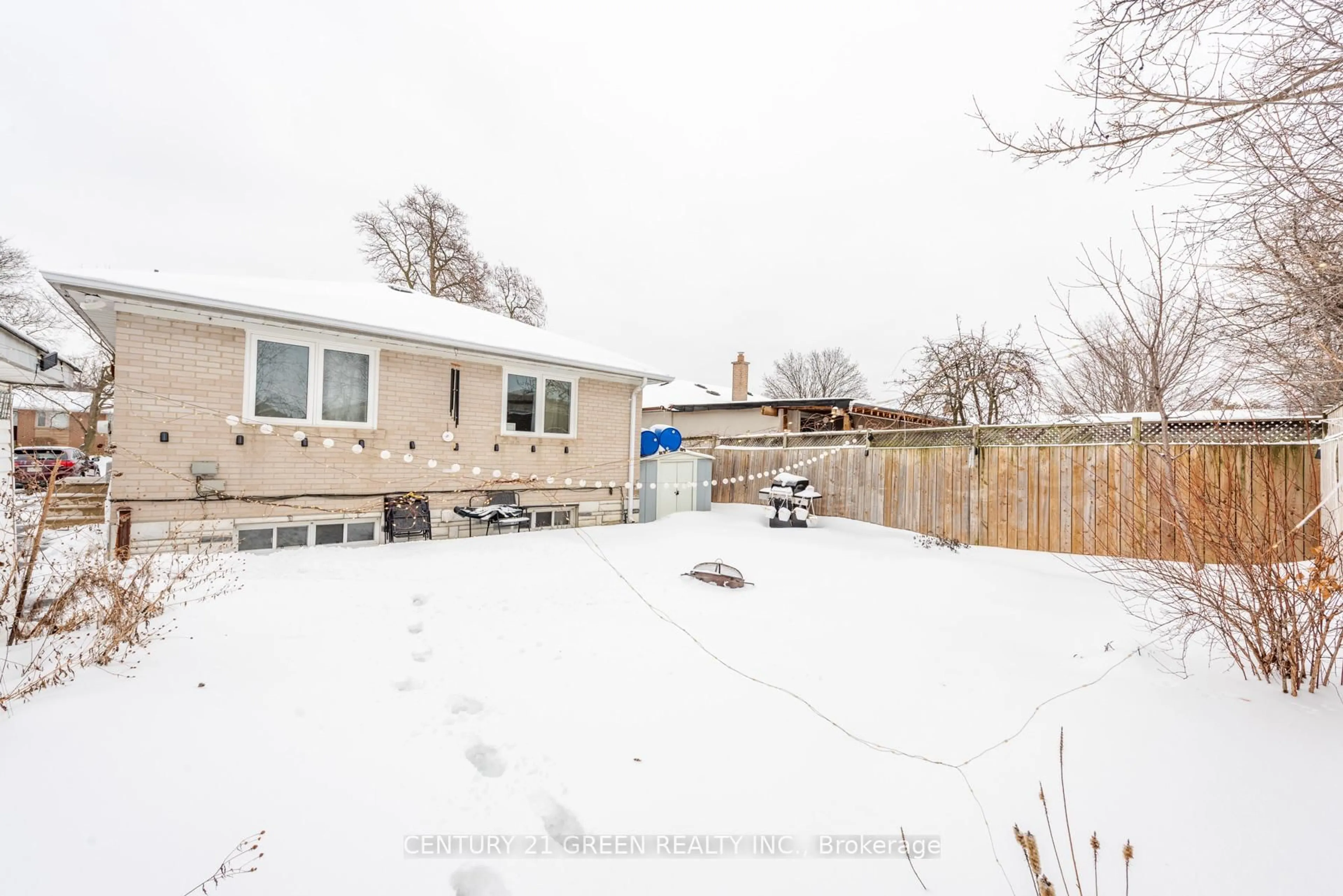 Patio, street for 9 Ridgetop Ave, Brampton Ontario L6X 1Z6