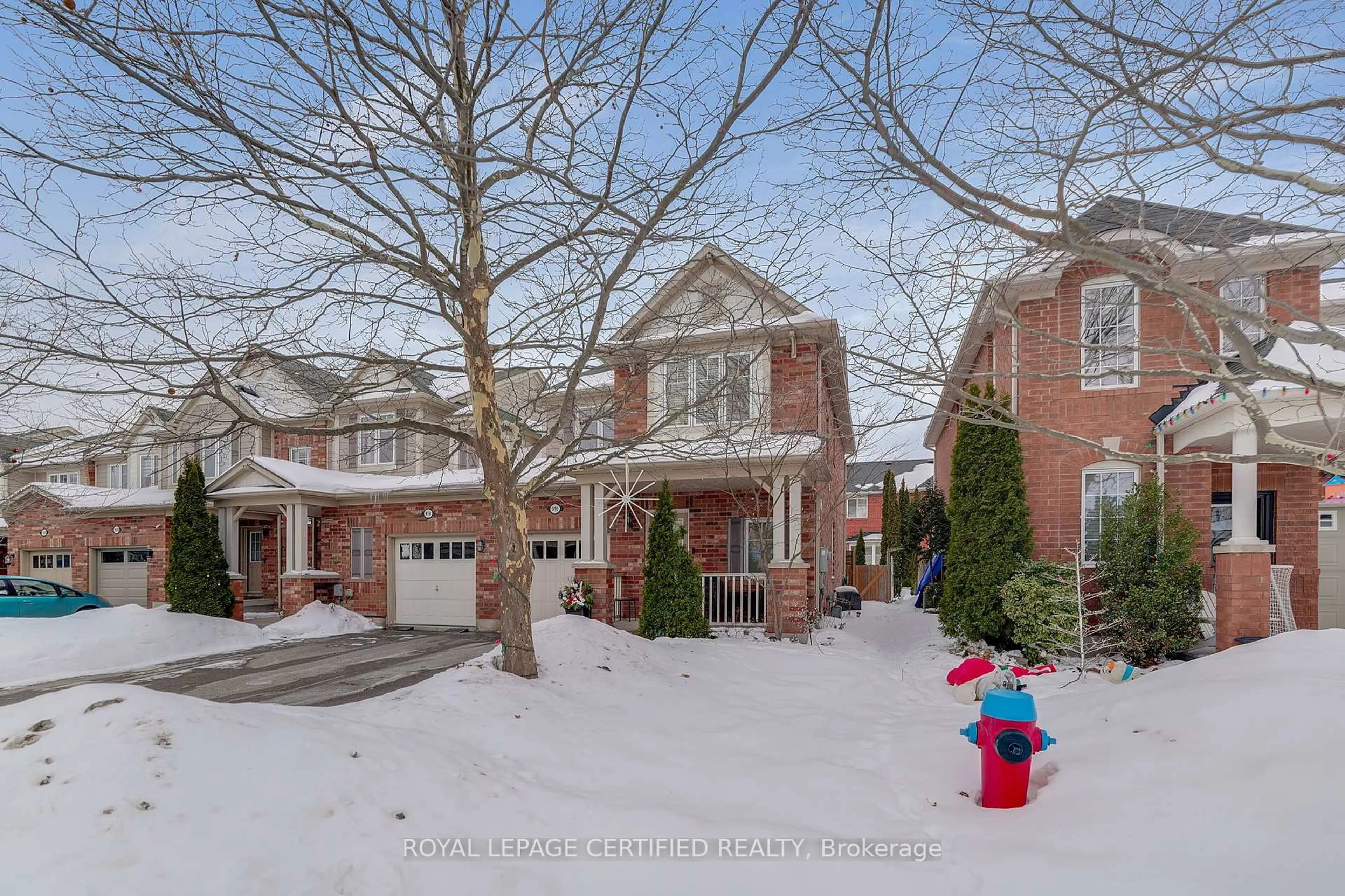 Unknown for 916 Burrows Gate, Milton Ontario L9T 0K7