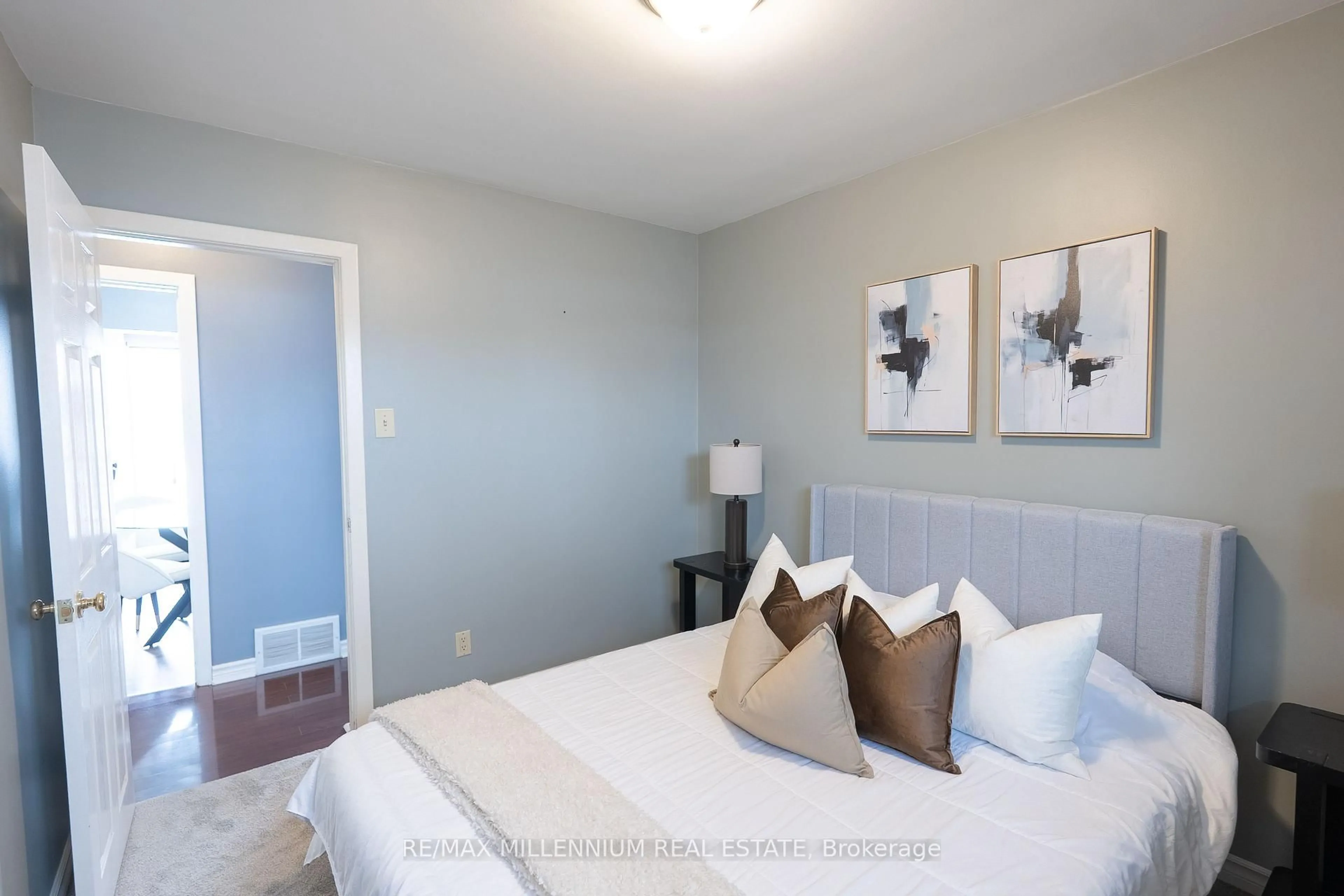 A pic of a room for 50 Stevens Cres, Halton Hills Ontario L7G 1B6