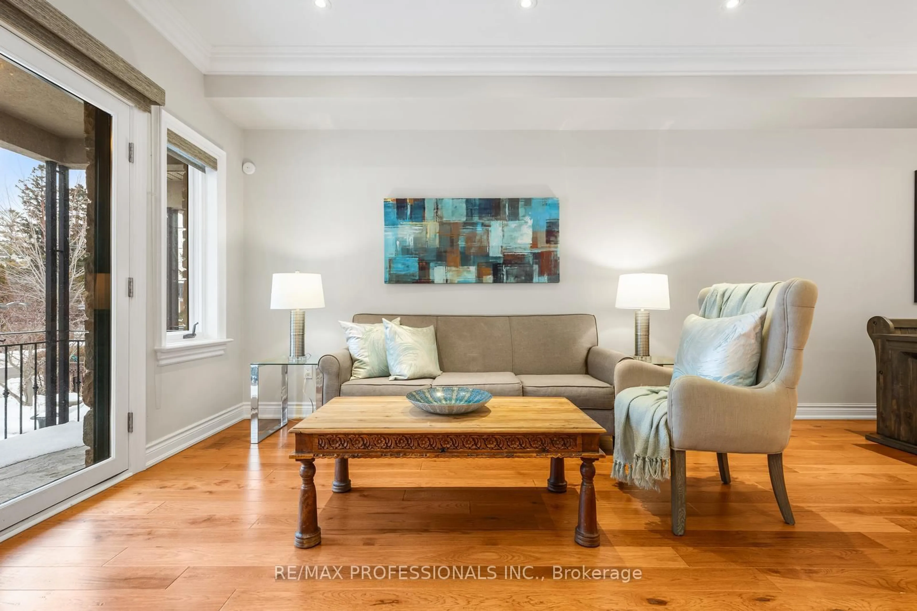 Living room with furniture, wood/laminate floor for 61B James St, Toronto Ontario M8W 1L4