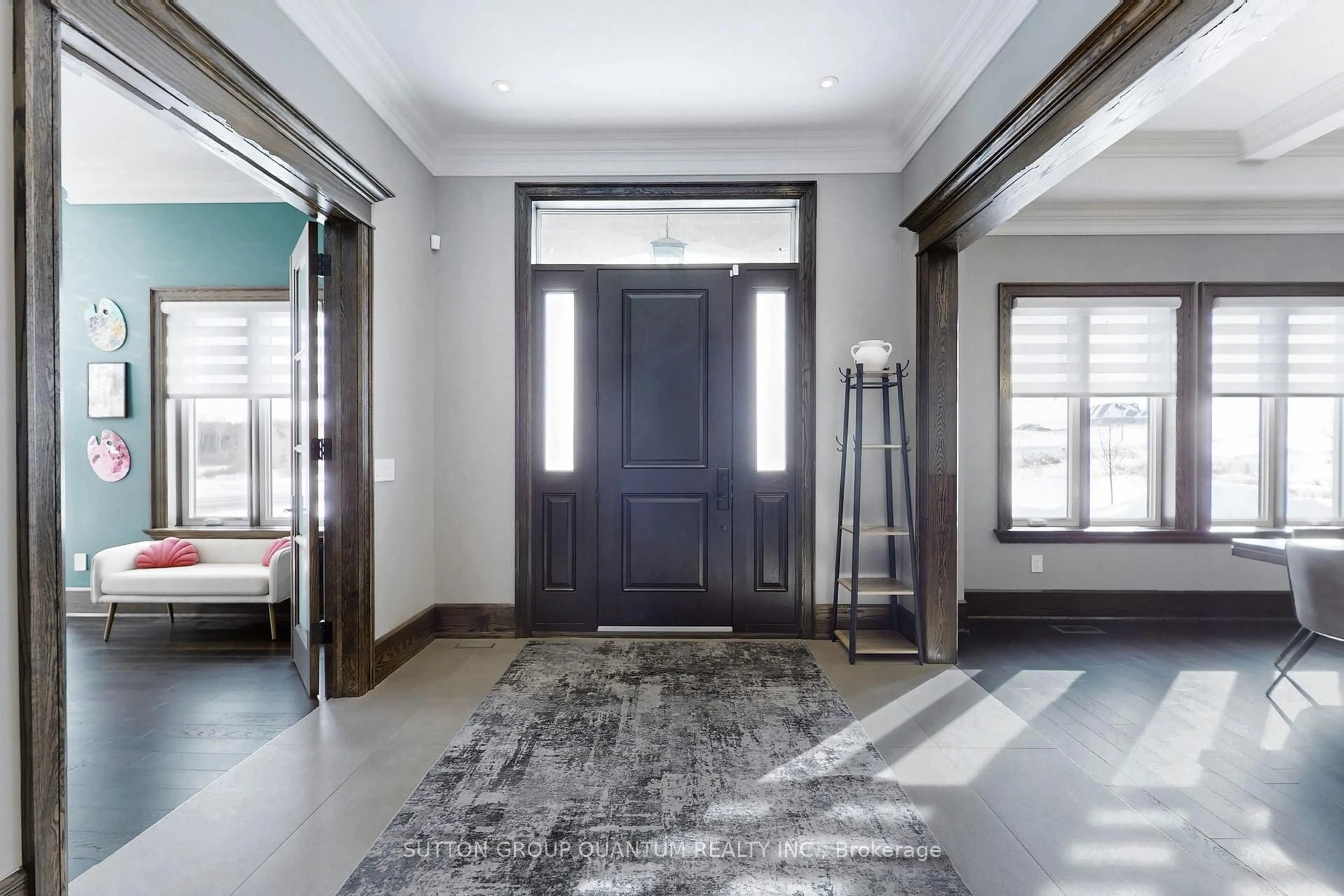 Indoor foyer for 166 Logan Rd, Caledon Ontario L7E 3P6