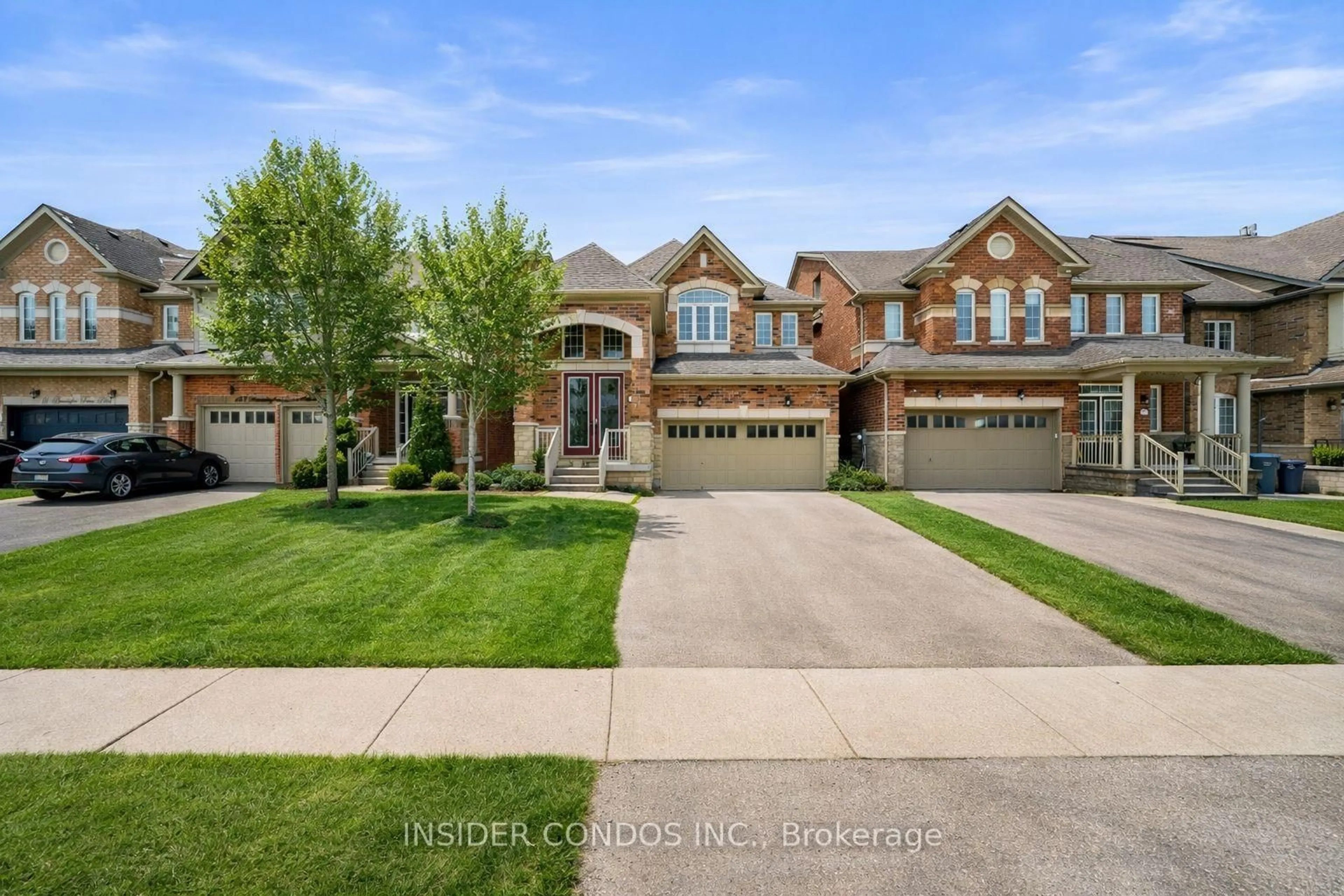 Unknown for 185 Bonnieglen Farm Blvd, Caledon Ontario L6P 1K7