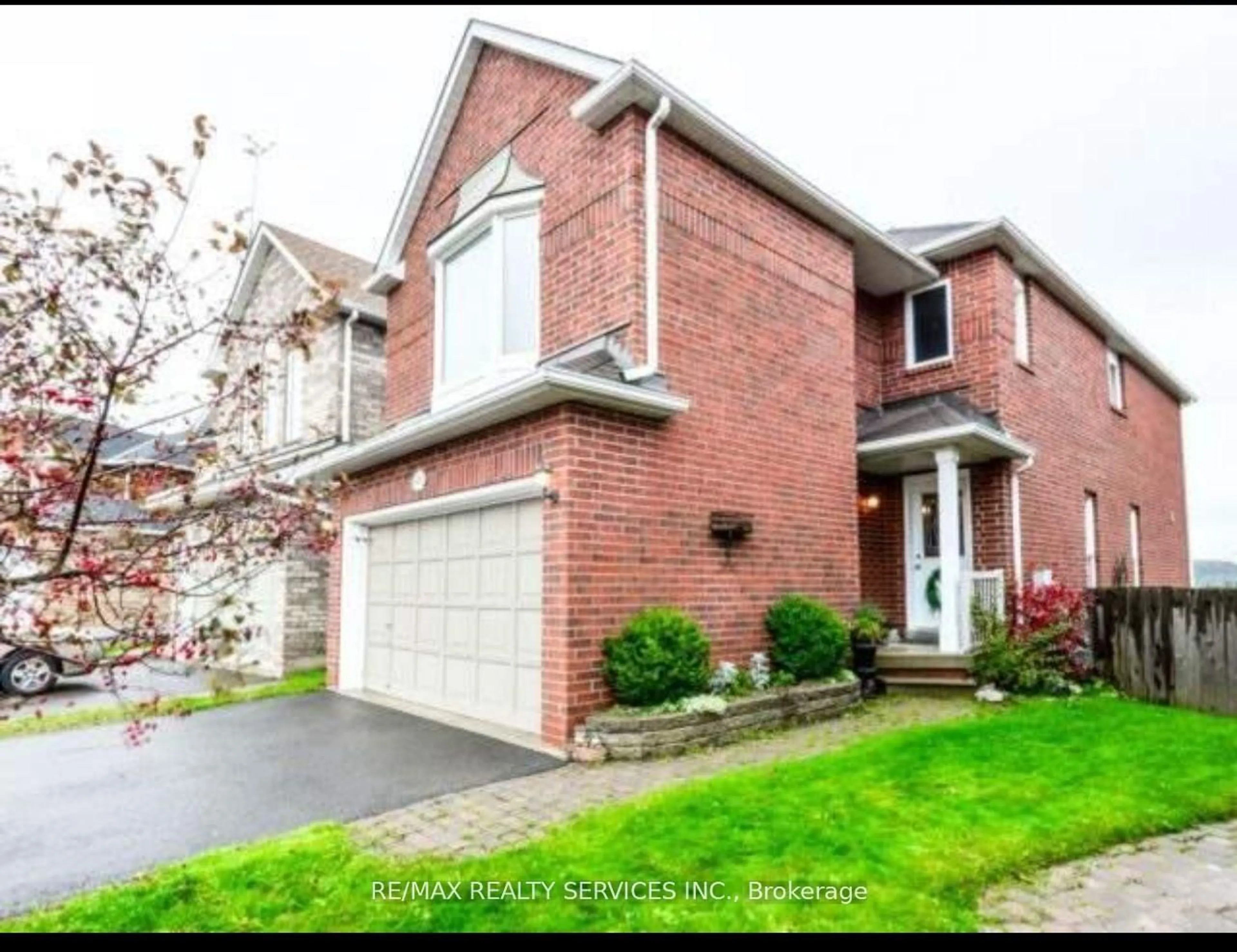 Home with brick exterior material, street for 411 Jay Cres, Orangeville Ontario L9W 4Z1