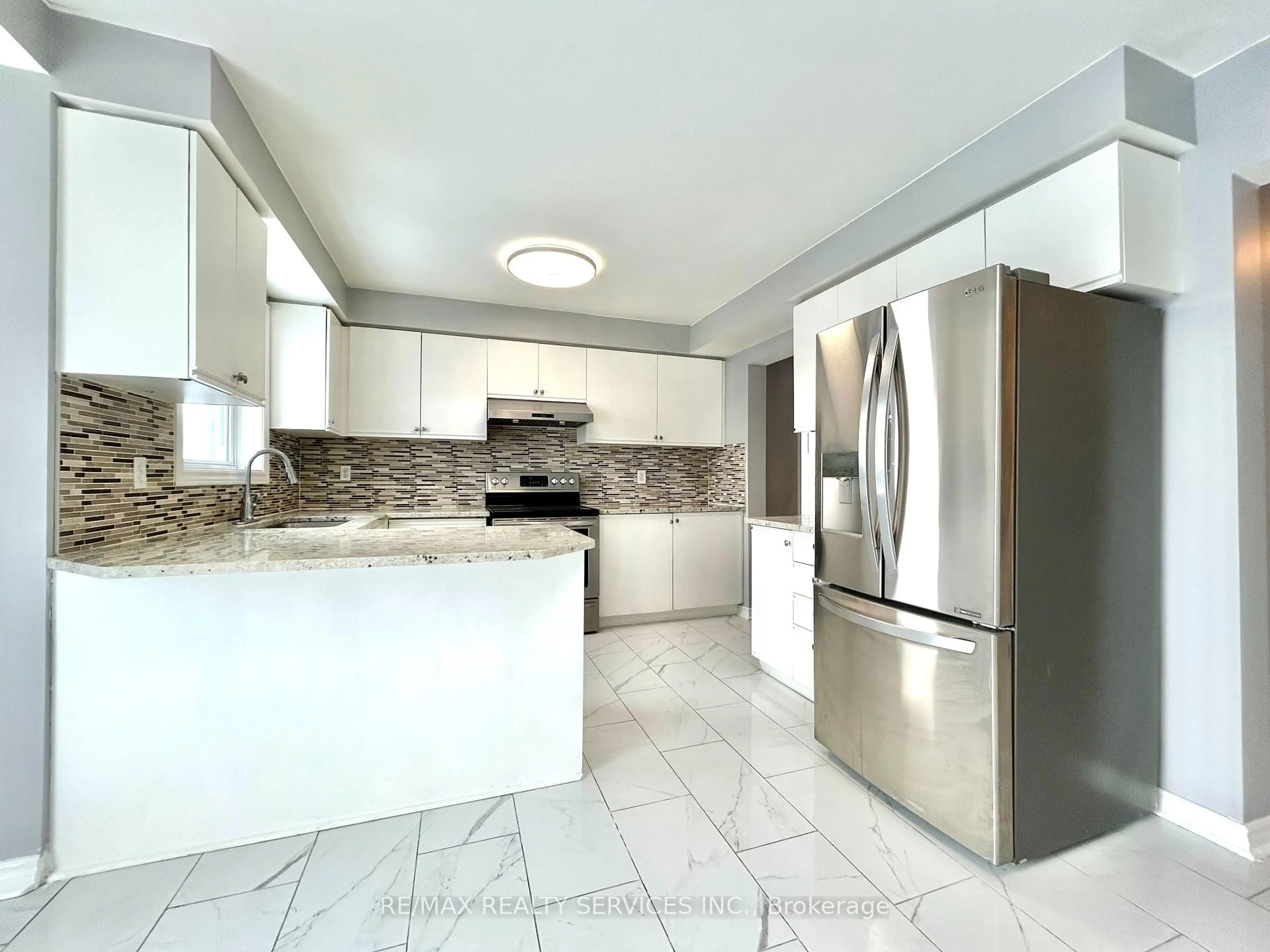 Unknown for 411 Jay Cres, Orangeville Ontario L9W 4Z1