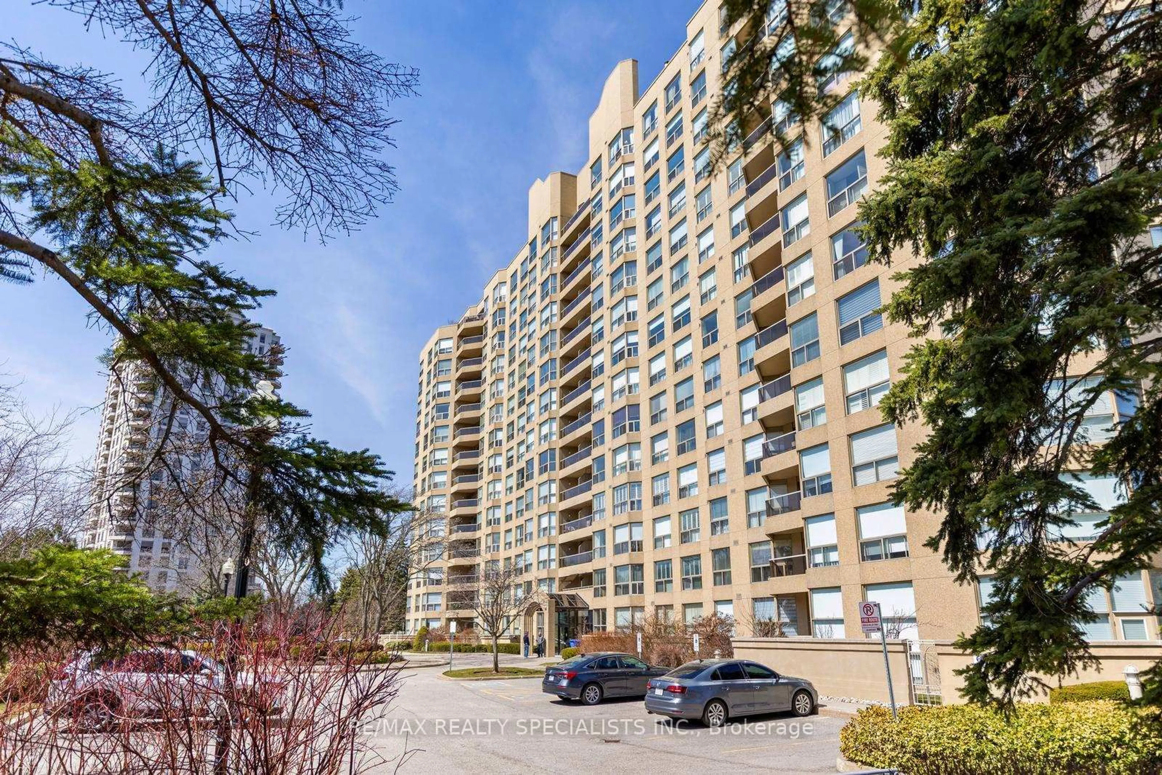 Unknown for 1800 The Collegeway #304, Mississauga Ontario L5L 5S4