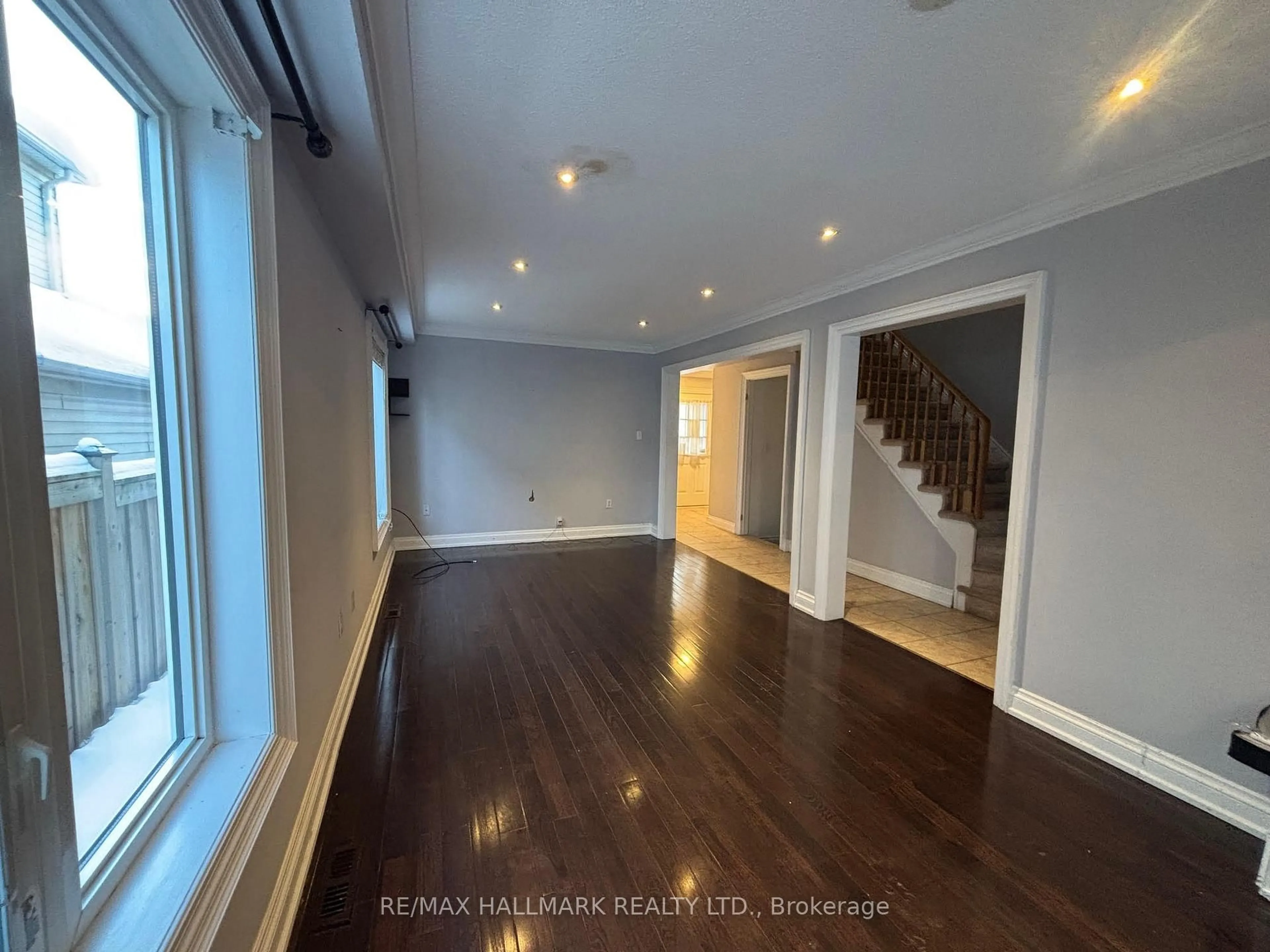 A pic of a room for 241 Featherstone Rd, Milton Ontario L9T 7C3