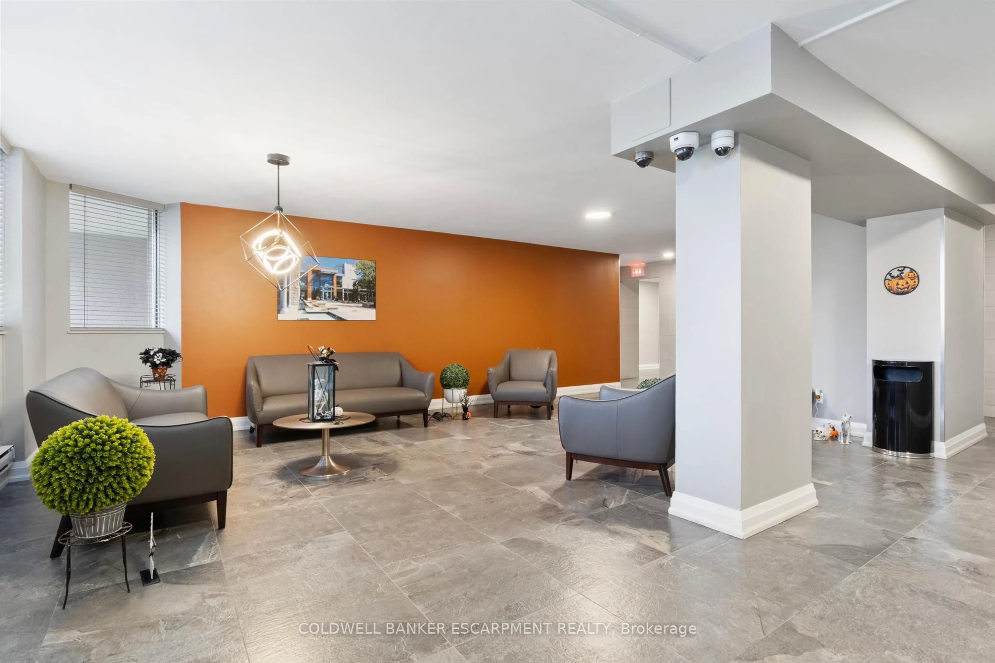 Lobby for 81 Millside Dr #1005, Milton Ontario L9T 3X4