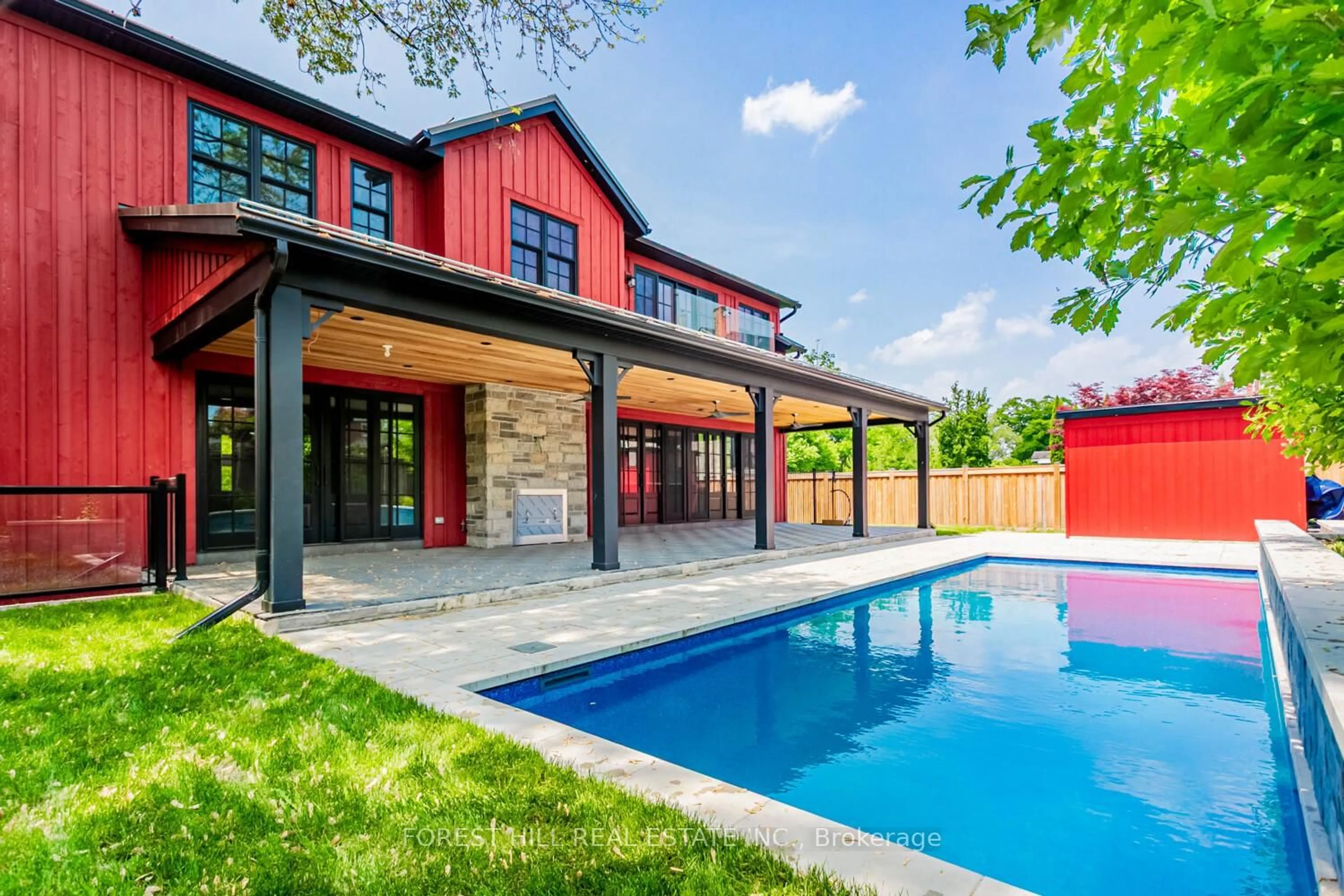 Home with brick exterior material, unknown for 7089 Second Line, Mississauga Ontario L5W 1A1