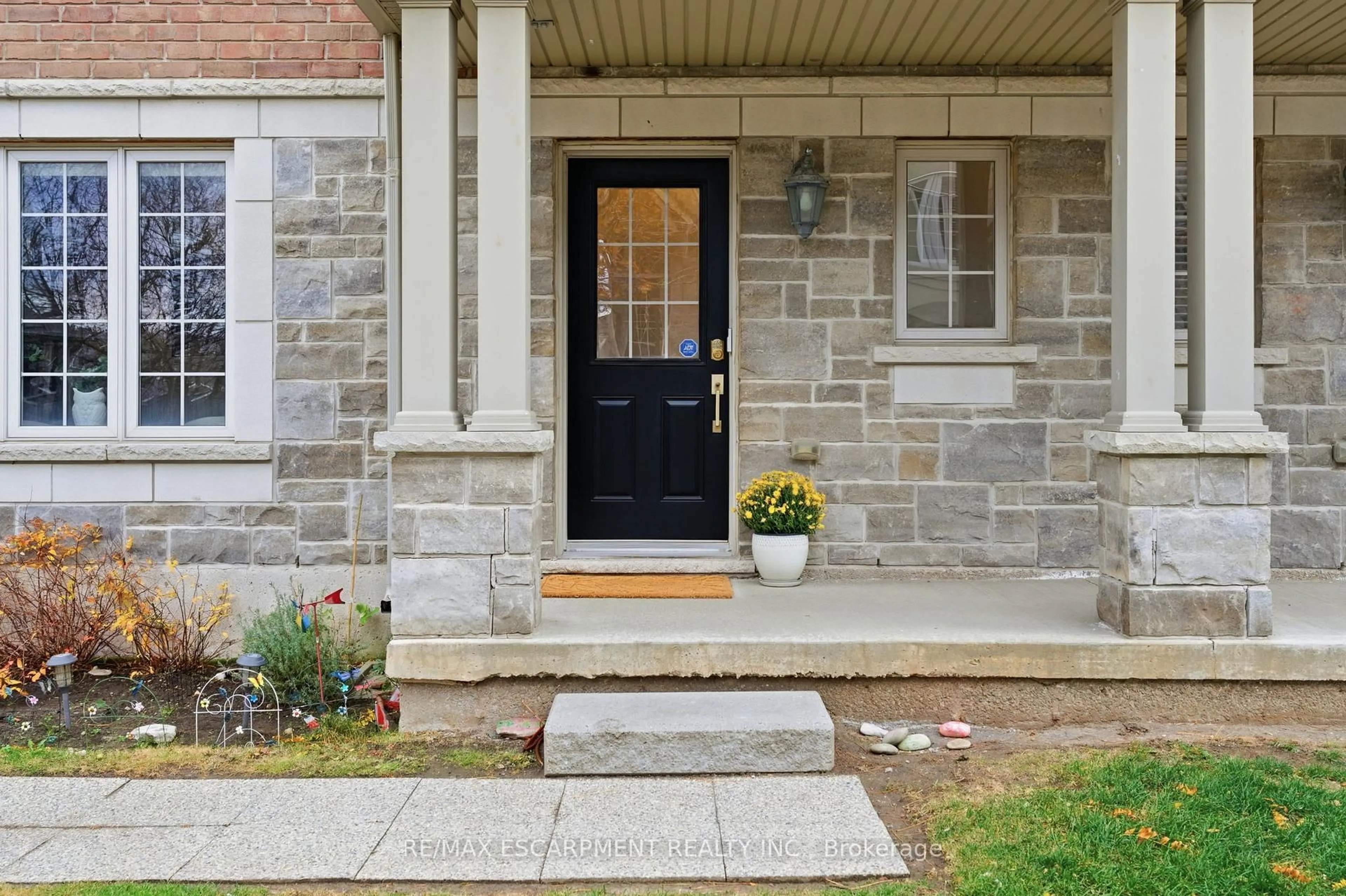 Unknown for 1401 Plains Rd #80, Burlington Ontario L7R 0C2