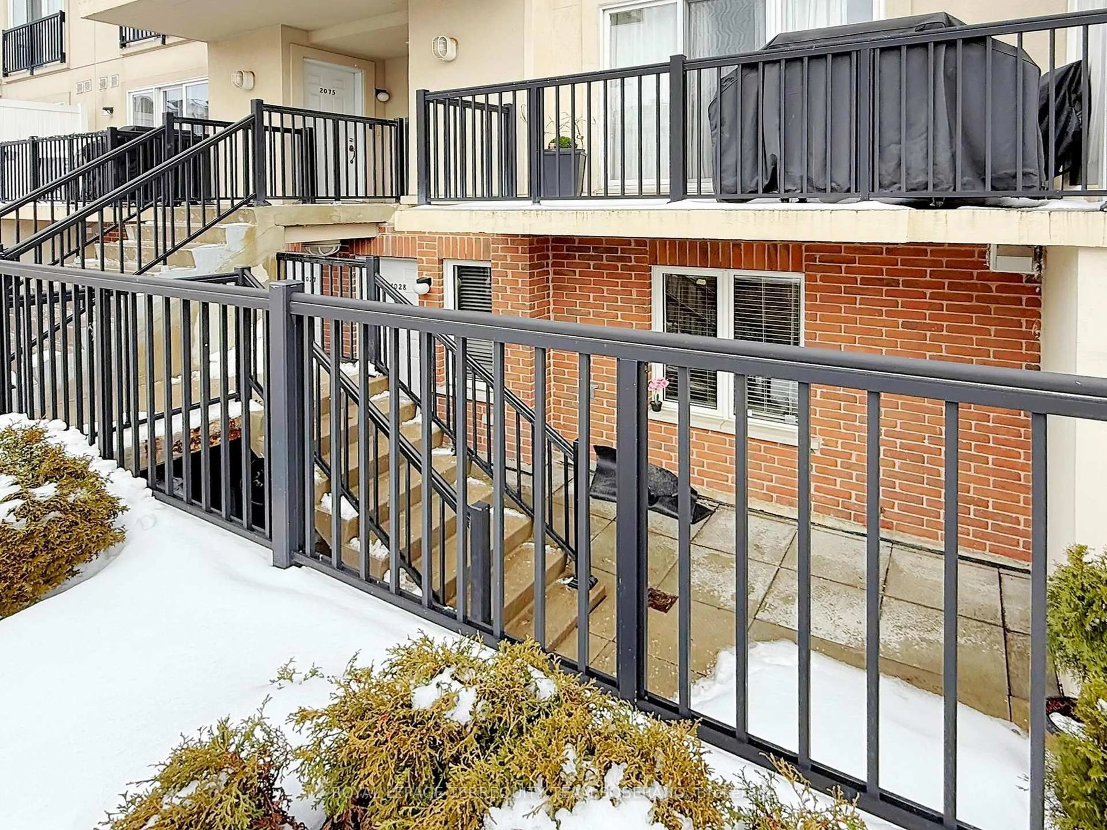 Unknown for 3039 Finch Ave #1028, Toronto Ontario M9M 0A4