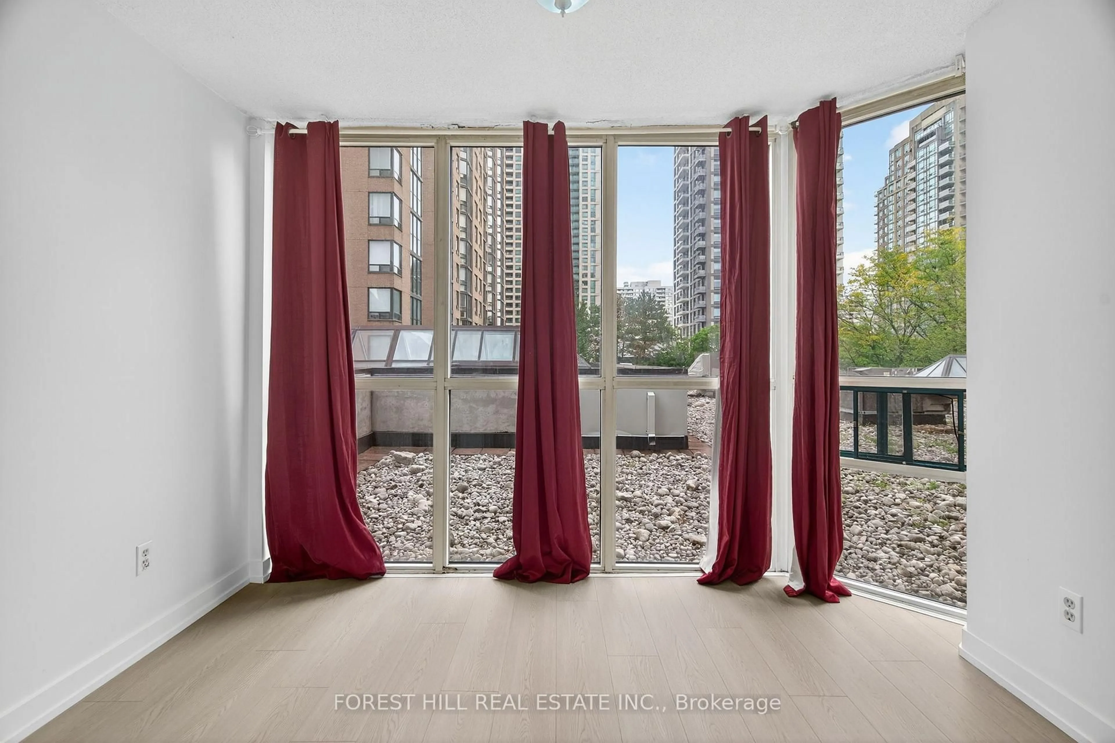 Balcony in the apartment, city buildings view from balcony for 285 Enfield Pl #210, Mississauga Ontario L5B 3Y6