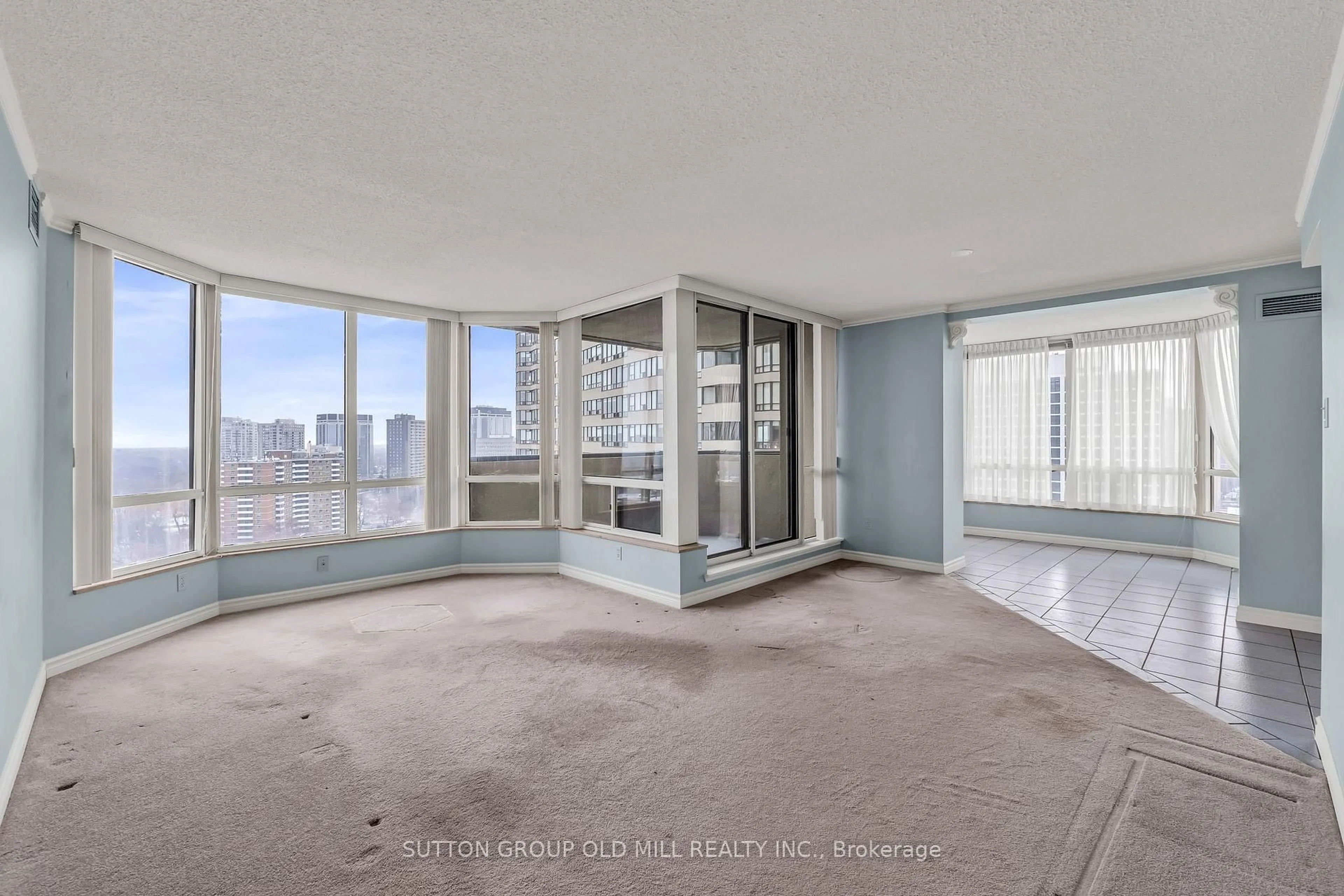 A pic of a room for 1320 Islington Ave #2002, Toronto Ontario M9A 5C6