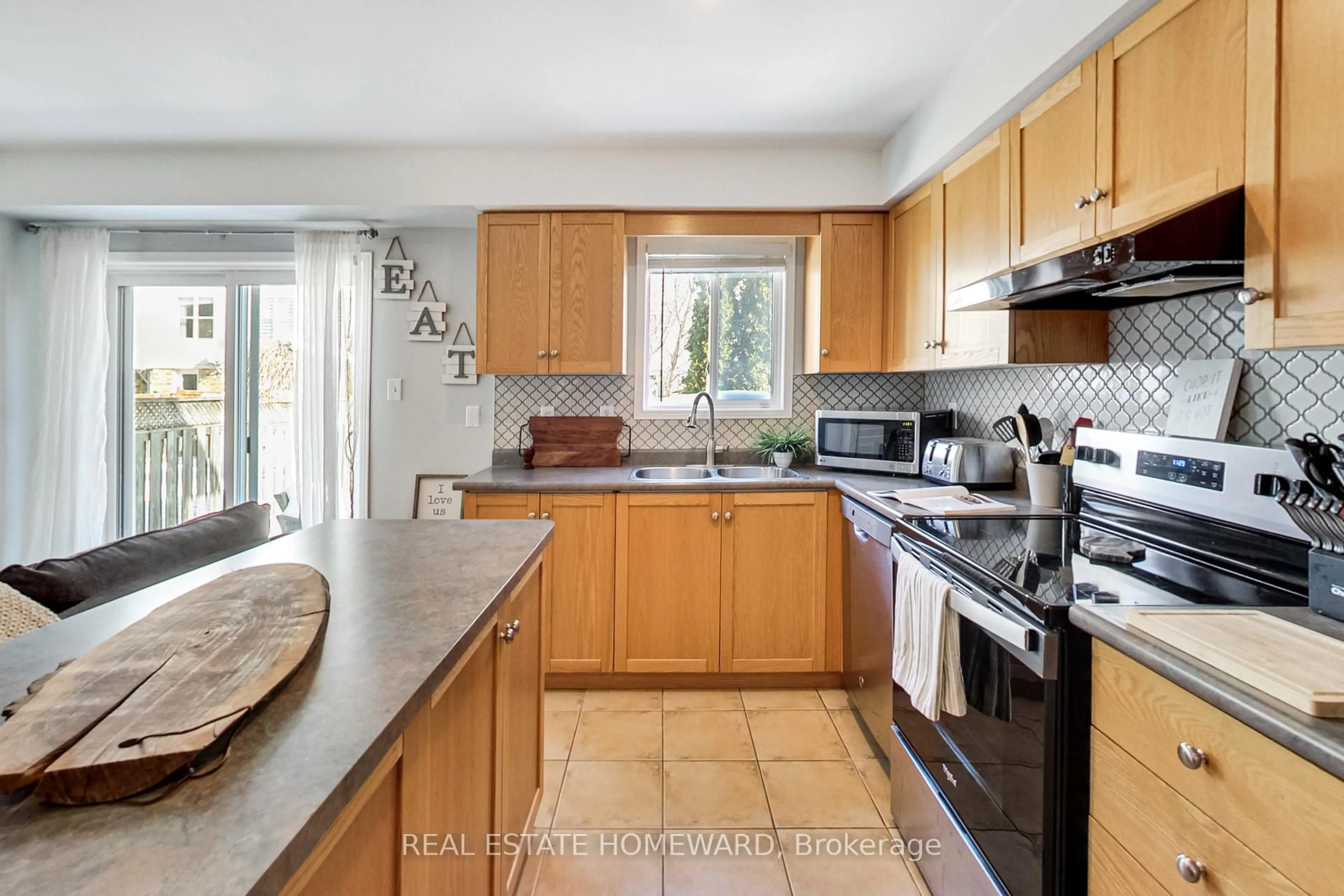 Unknown for 53 Bradley Dr, Halton Hills Ontario L7G 6B6