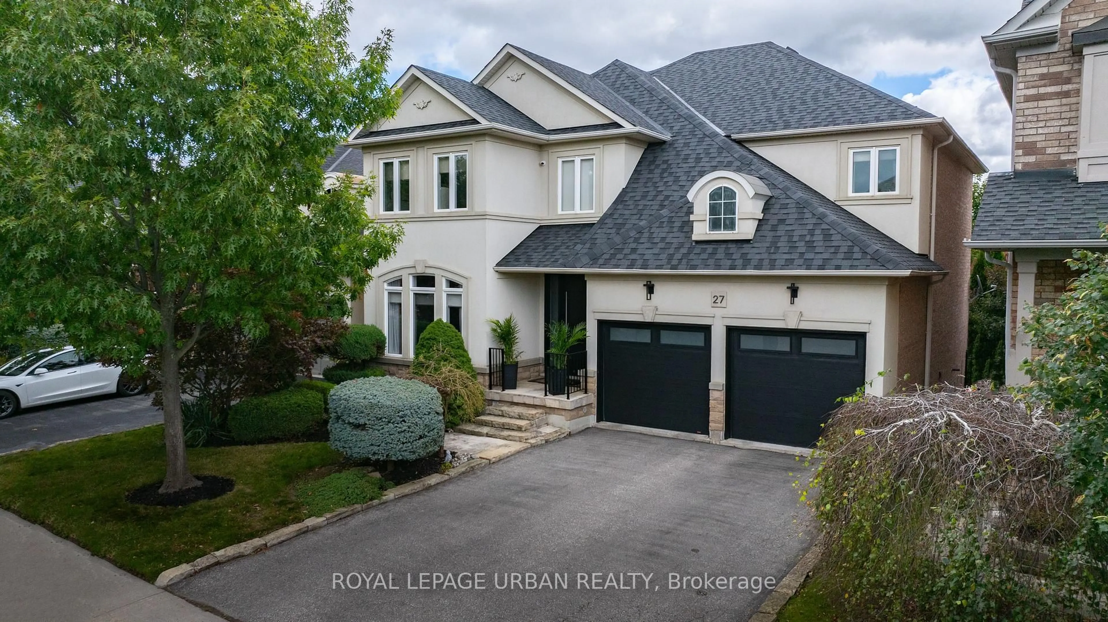 Home with brick exterior material, street for 27 Lightheart Dr, Caledon Ontario L7C 1E3