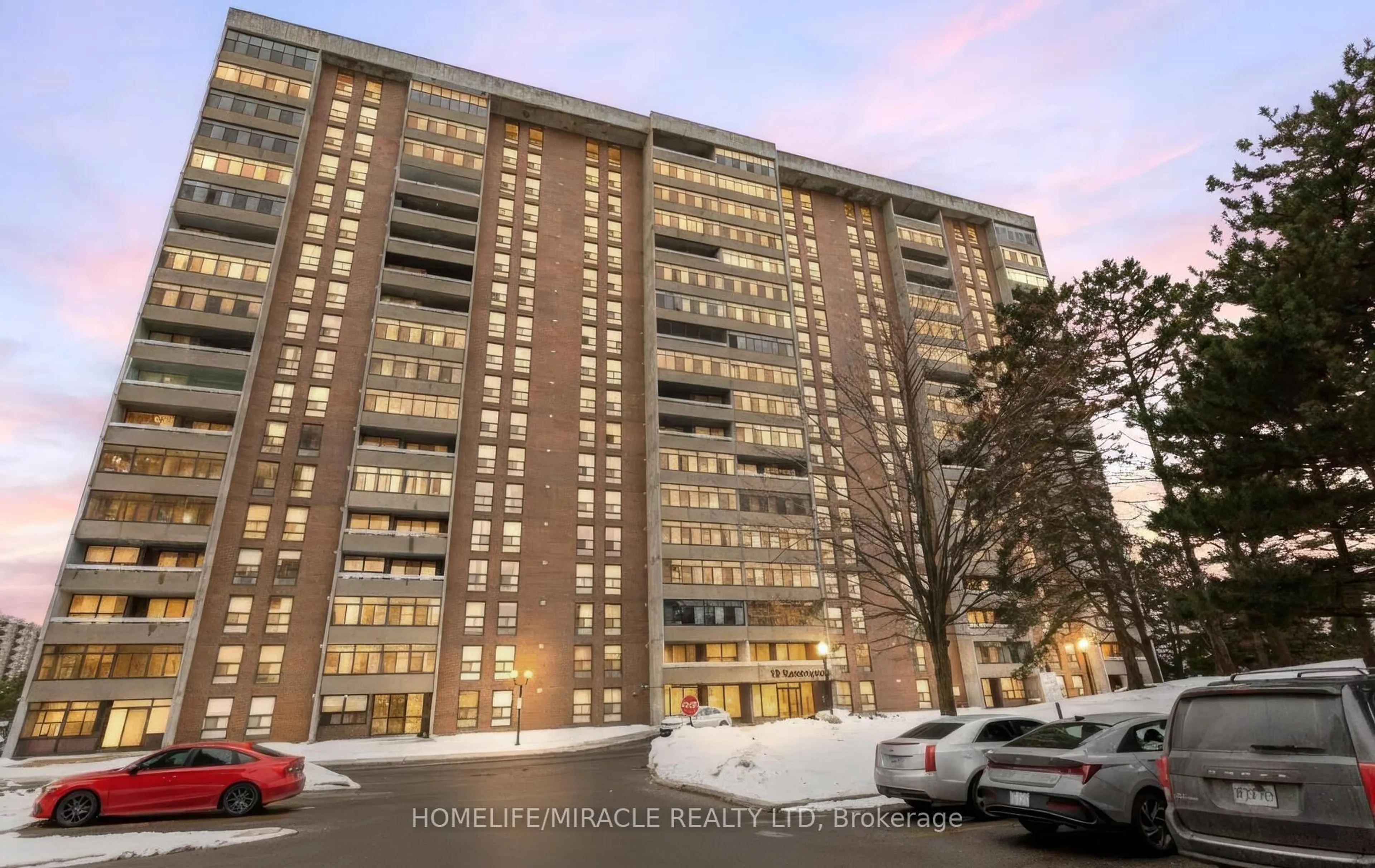 Unknown for 15 Kensington Rd #1102, Brampton Ontario L6T 3W2