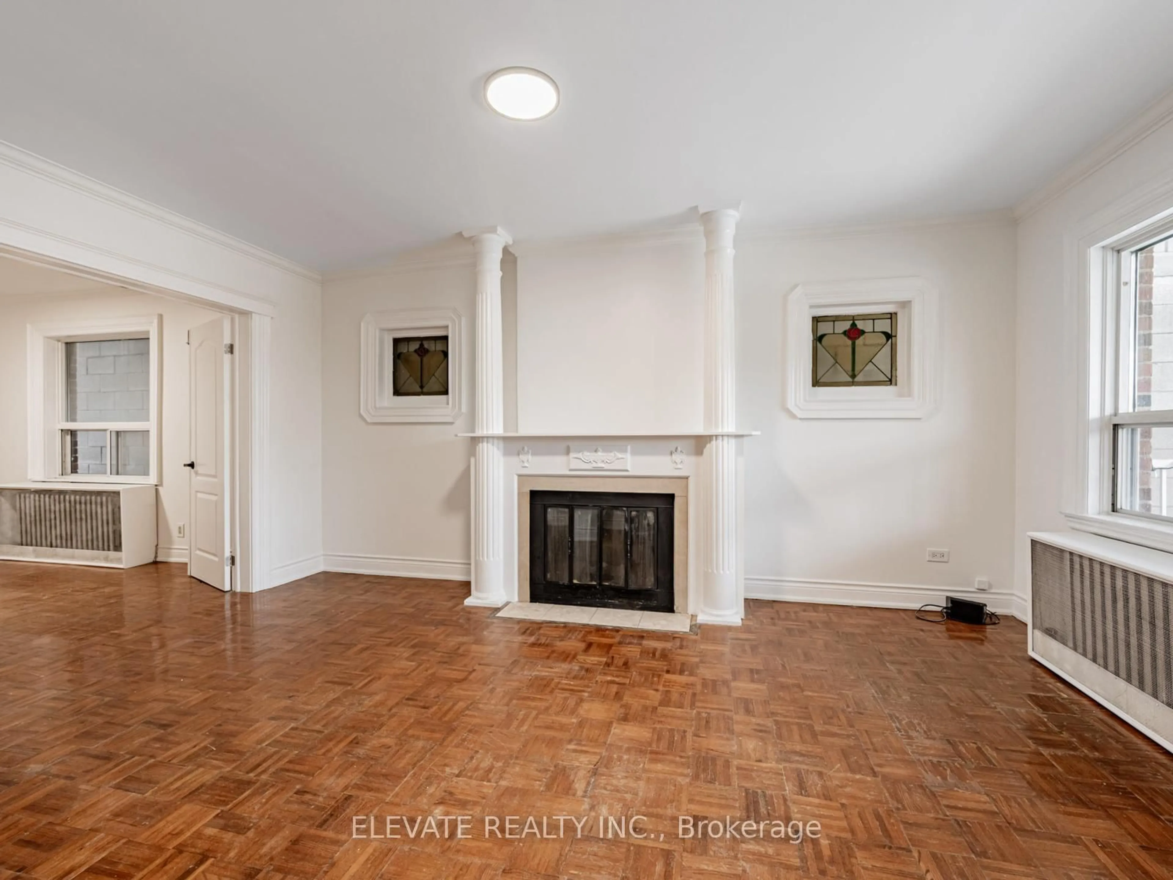 Unknown for 247 Belgravia Ave, Toronto Ontario M6E 2M9