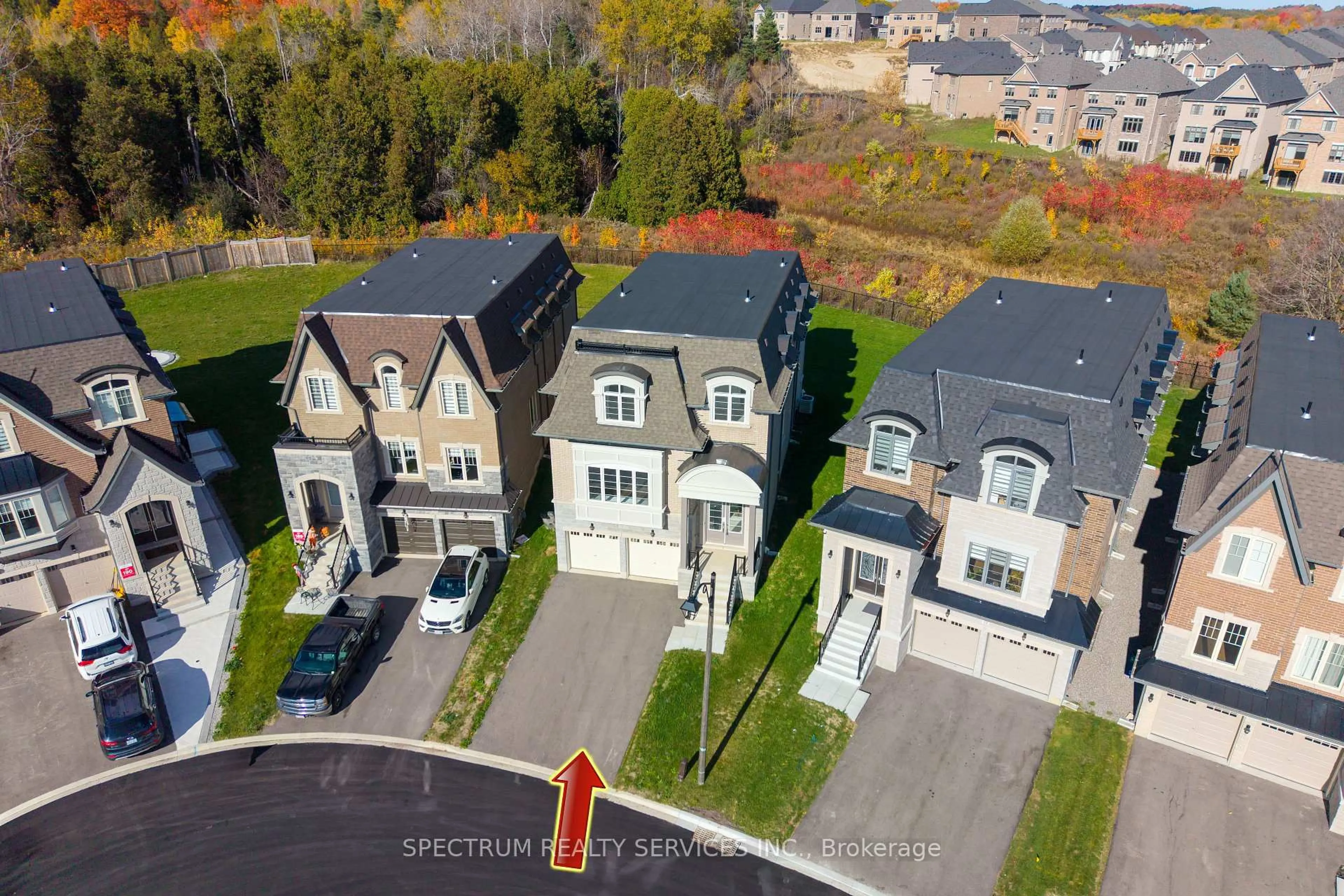 A pic from outside/outdoor area/front of a property/back of a property/a pic from drone, street for 19 Swamp Sparrow Crt, Caledon Ontario L7C 4M7