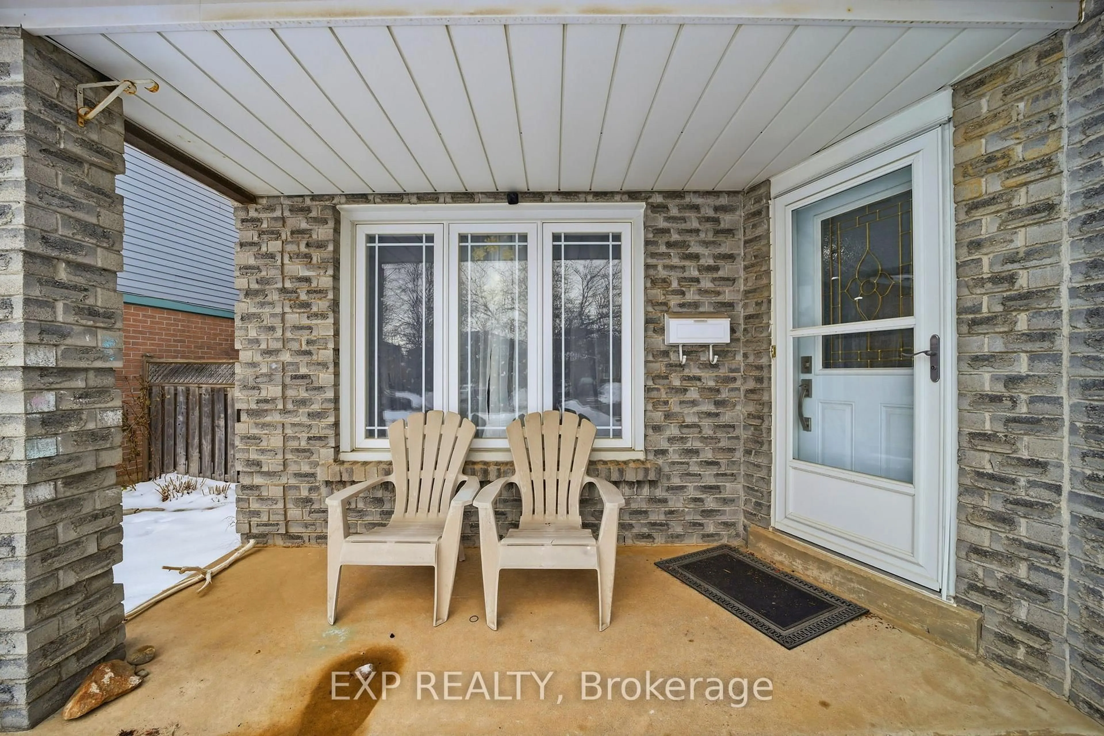 Patio, water/lake/river/ocean view for 3309 Waxwing Dr, Mississauga Ontario L5N 5W3