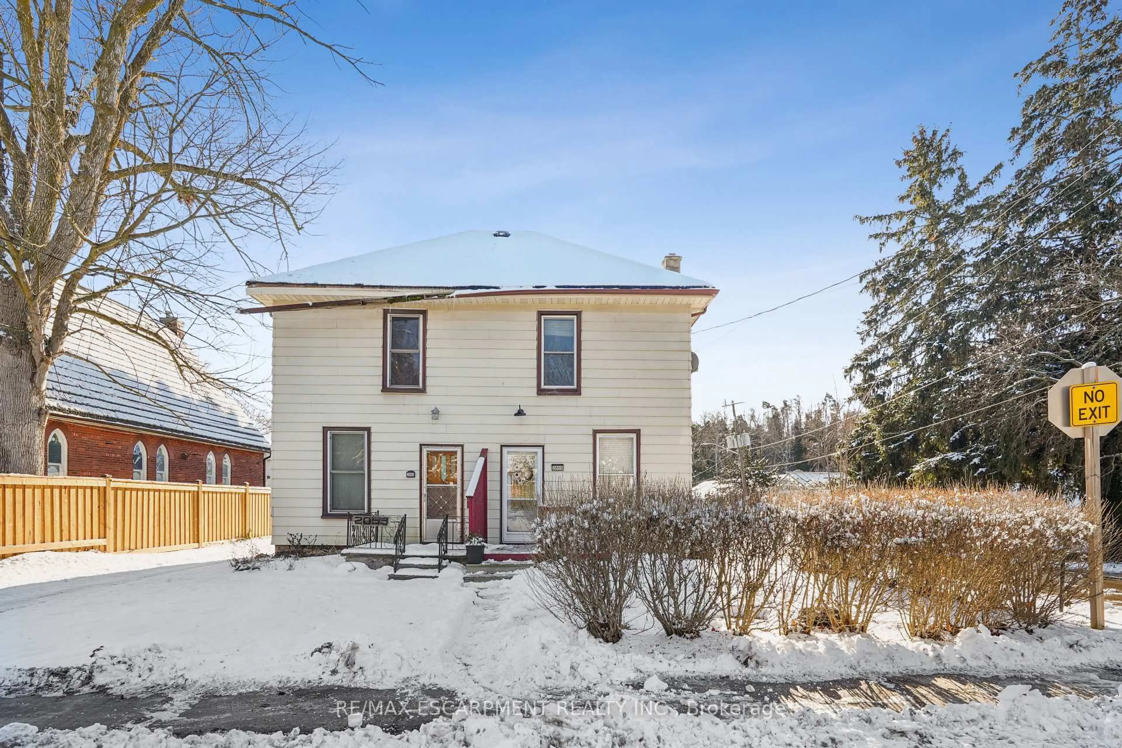 Unknown for 2055 Embleton Rd, Brampton Ontario L6Y 0E9