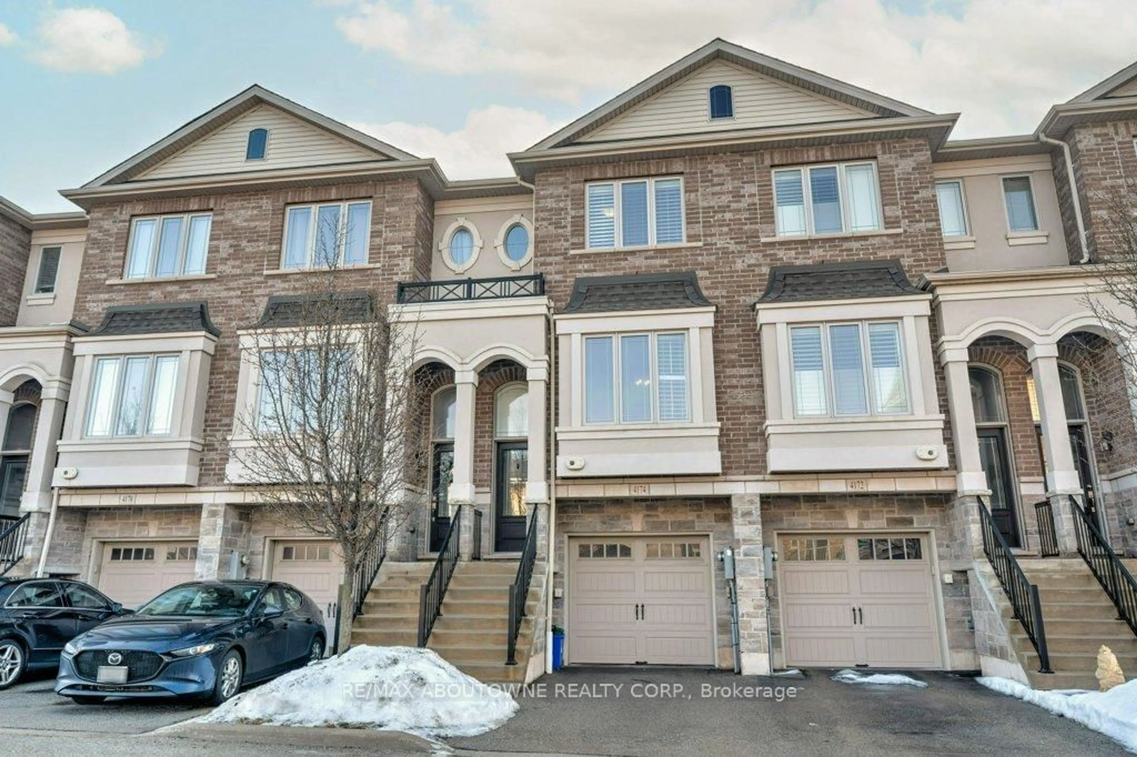 Unknown for 4174 Galileo Common, Burlington Ontario L7L 0G7