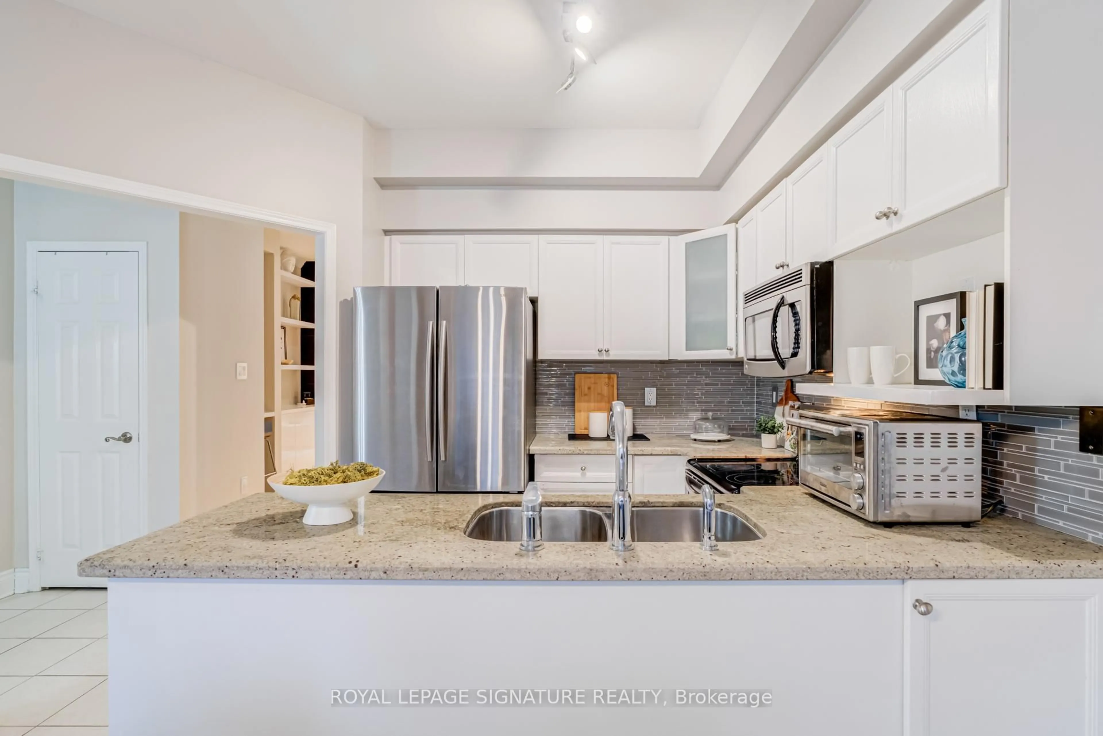 Contemporary kitchen, ceramic/tile floor for 97 Harbourview Cres, Toronto Ontario M8V 4A9