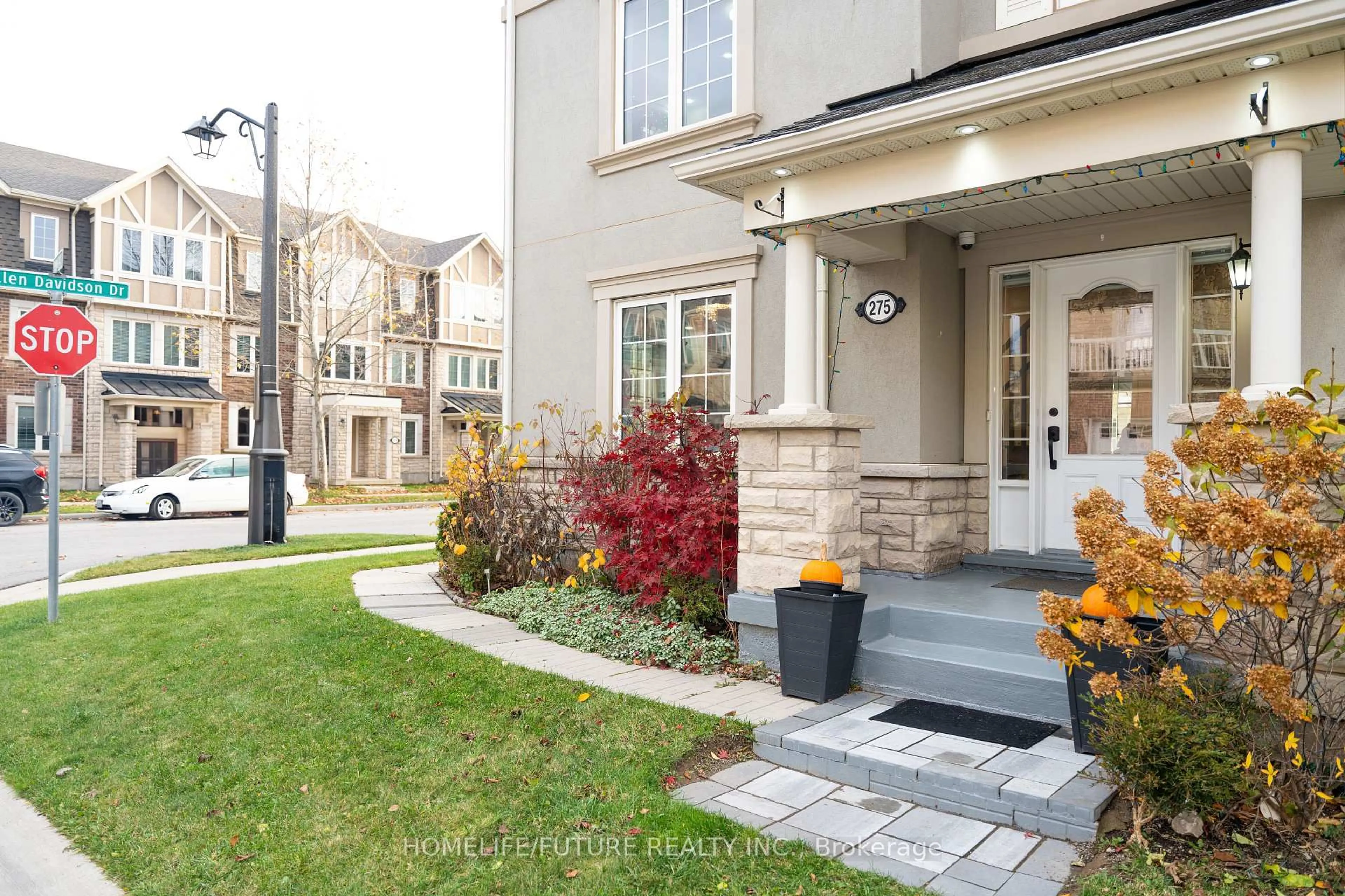 Unknown for 275 Ellen Davidson Dr, Oakville Ontario L6M 0V6